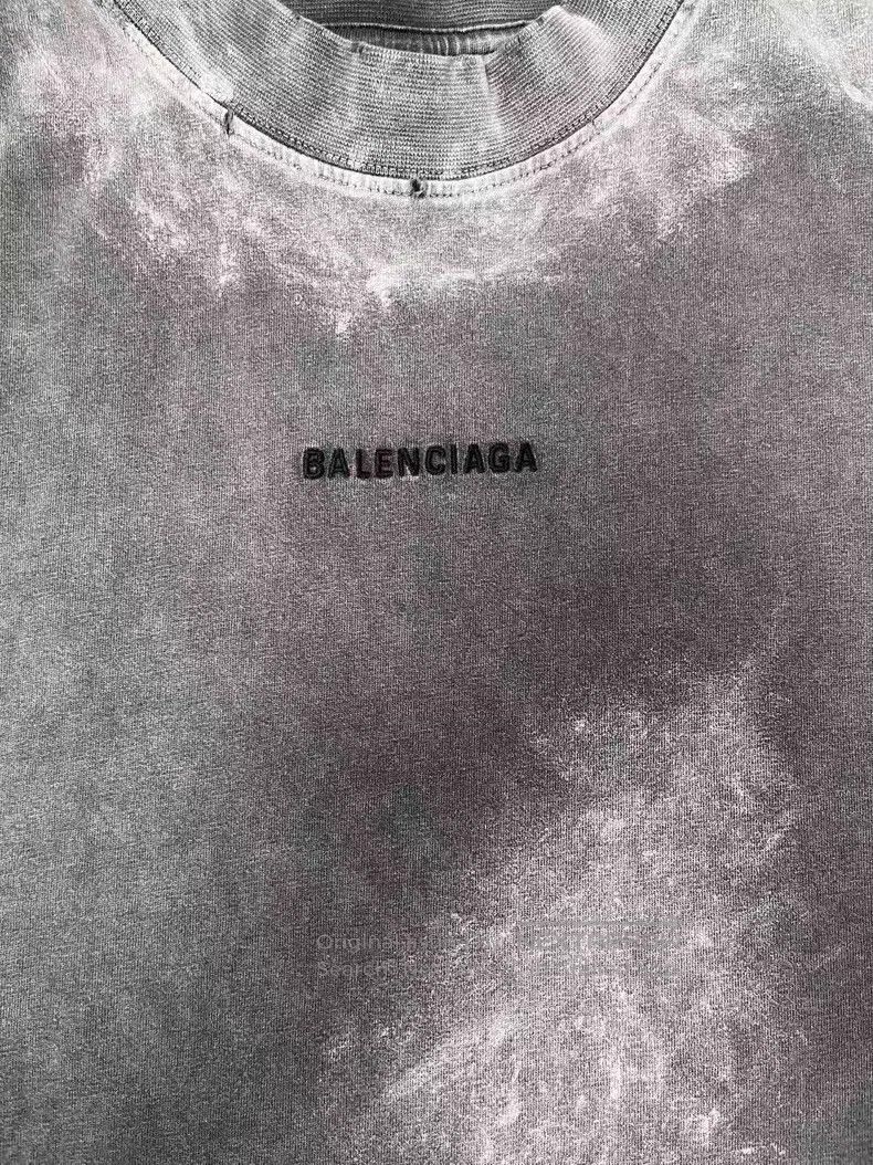 Balenciaga Balenciaga Letter Logo Embroidered Crewneck Short Sleeve T Size US S / EU 44-46 / 1 - 3 Thumbnail
