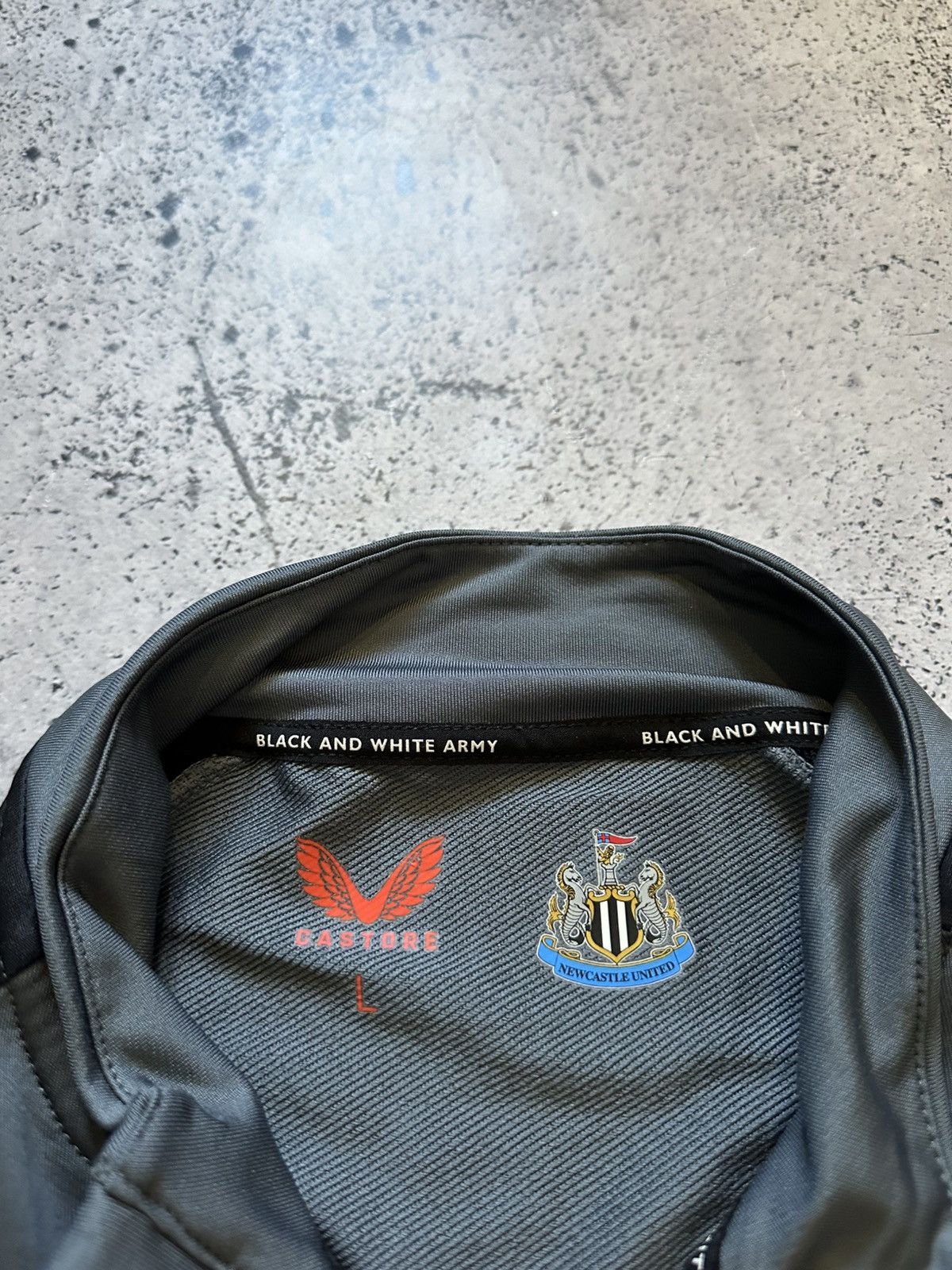 Castore Castore Newcastle Soccer Jersey Zip Sweatshirt Y2K Size US L / EU 52-54 / 3 - 3 Thumbnail