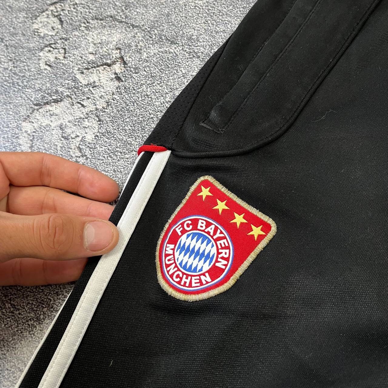 Adidas Vintage Adidas Bayern Munchen Football Soccer Track Size US 34 / EU 50 - 17 Thumbnail