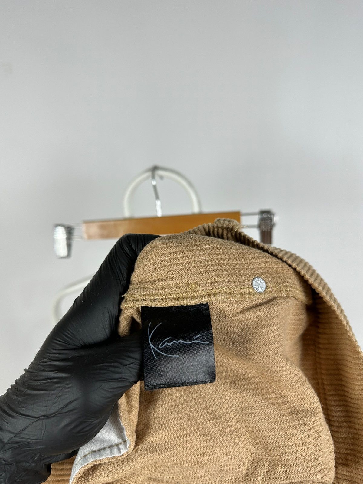 Karl Kani Vintage Karl Kani Corduroy Y2K Rap Baggy Cargo Pants Size US 30 / EU 46 - 17 Thumbnail