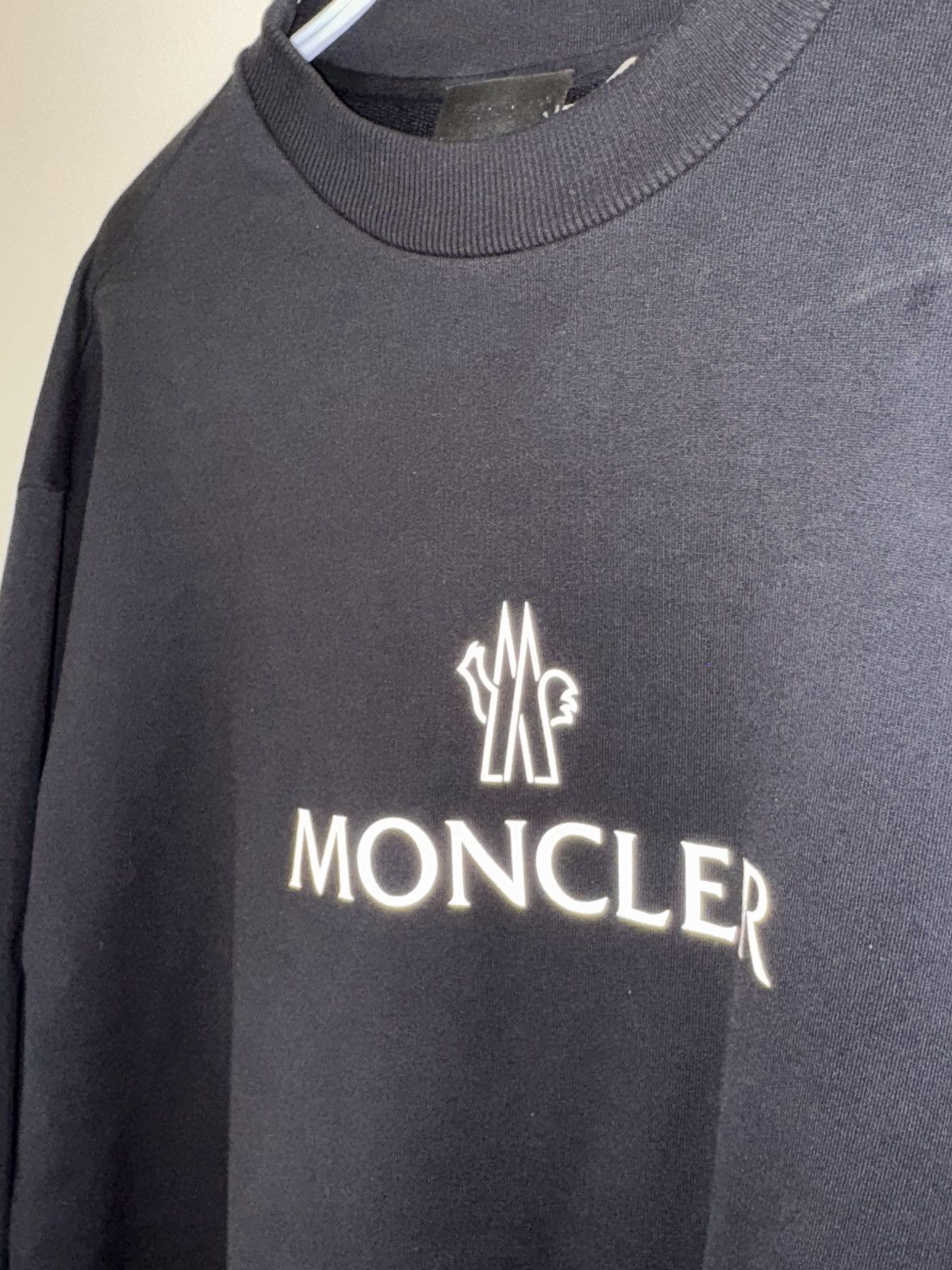 Moncler Moncler Reflective Logo Print Crewneck Size US M / EU 48-50 / 2 - 4 Thumbnail