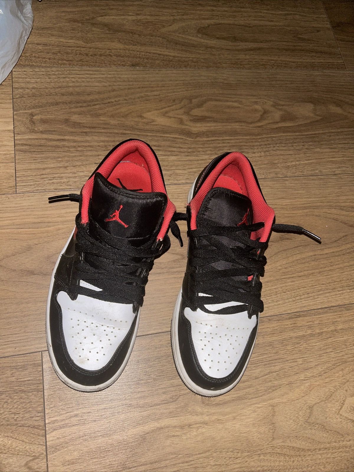 Jordan Brand × Nike Jordan 1s low Size US 8.5 / EU 41-42 - 4 Thumbnail