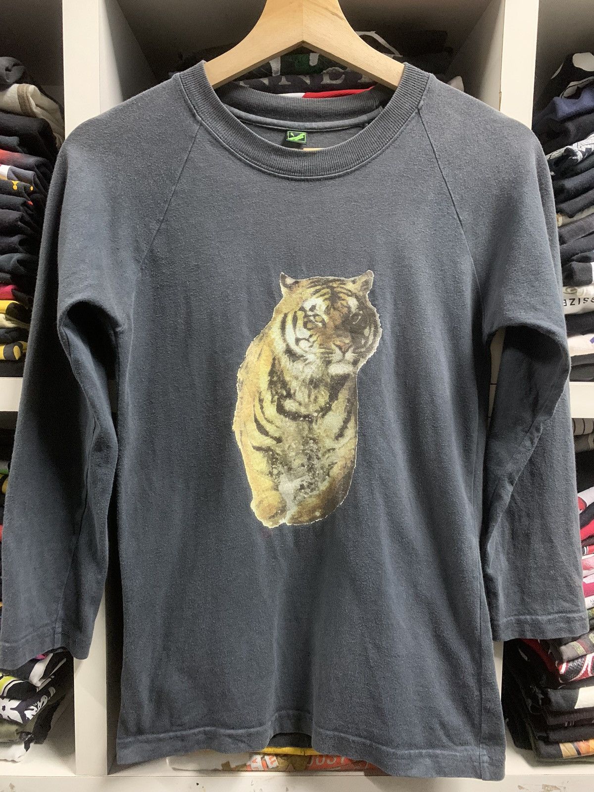 Neighborhood Vintage Tiger Iron On Logo Neighborhood Shirt Size US XS / EU 42 / 0 - 2 Thumbnail