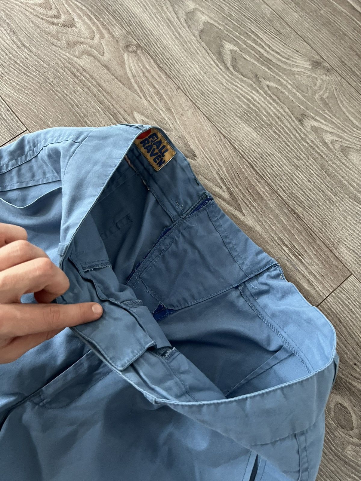Fjallraven × Vintage ‼️Vintage Fjallraven Leather Logo Cargo Forest Utility Pants‼️ Size US 36 / EU 52 - 14 Thumbnail