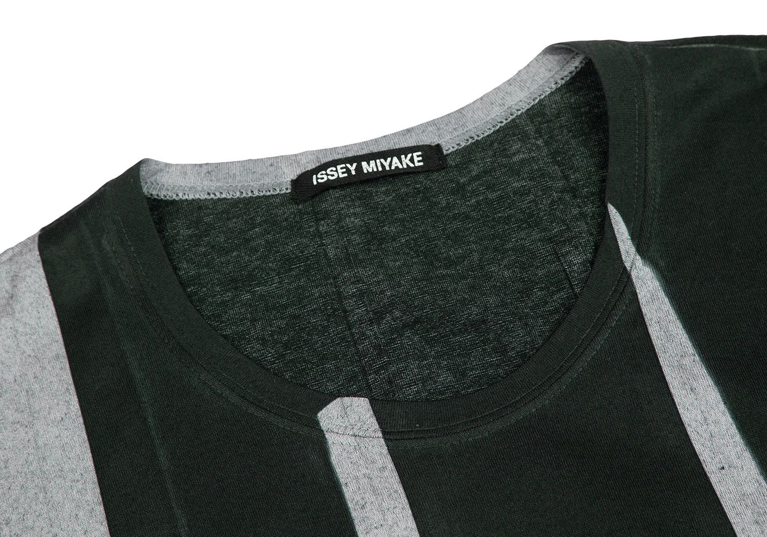 Issey Miyake Pleated Stripe Print T-Shirt in Dark Green Size US XL / EU 56 / 4 - 5 Thumbnail