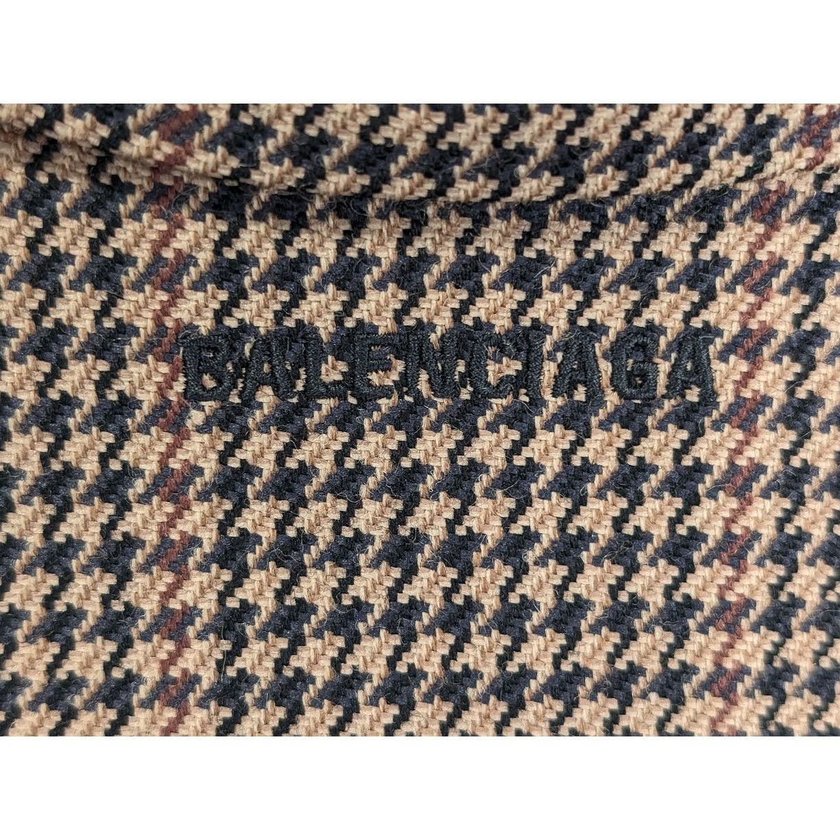 Balenciaga o1rshd1 Long Coat in Multicolor Size US S / EU 44-46 / 1 - 14 Thumbnail