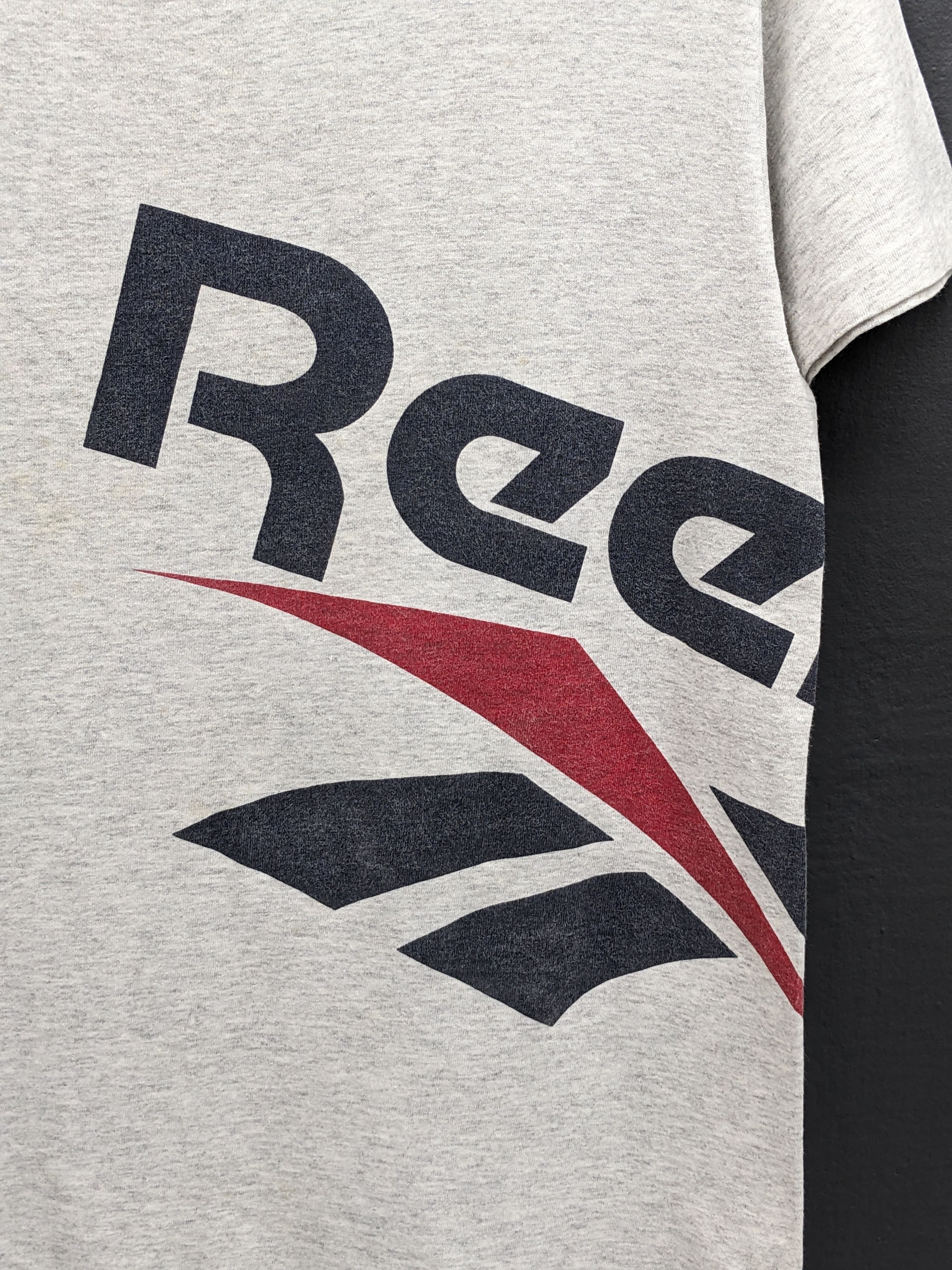 Reebok VINTAGE REEBOK BIG LOGO TSHIRT Size US XL / EU 56 / 4 - 3 Thumbnail