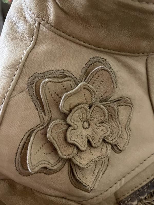 Pinko Tan genuine leather jacket brand PINKO IT sz 40 / sz S Size S / US 4 / IT 40 - 6 Thumbnail