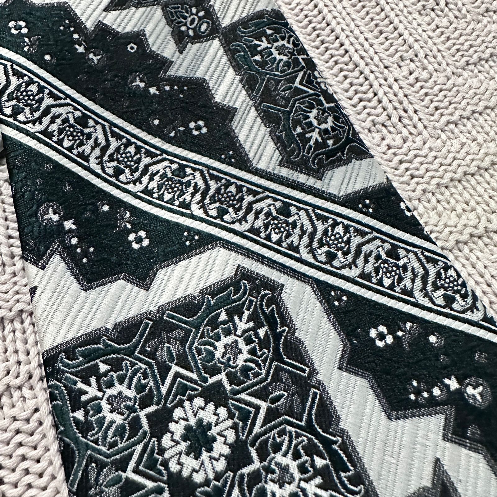 Vintage Vintage Excellon black and white paisley men's tie Size ONE SIZE - 2 Thumbnail