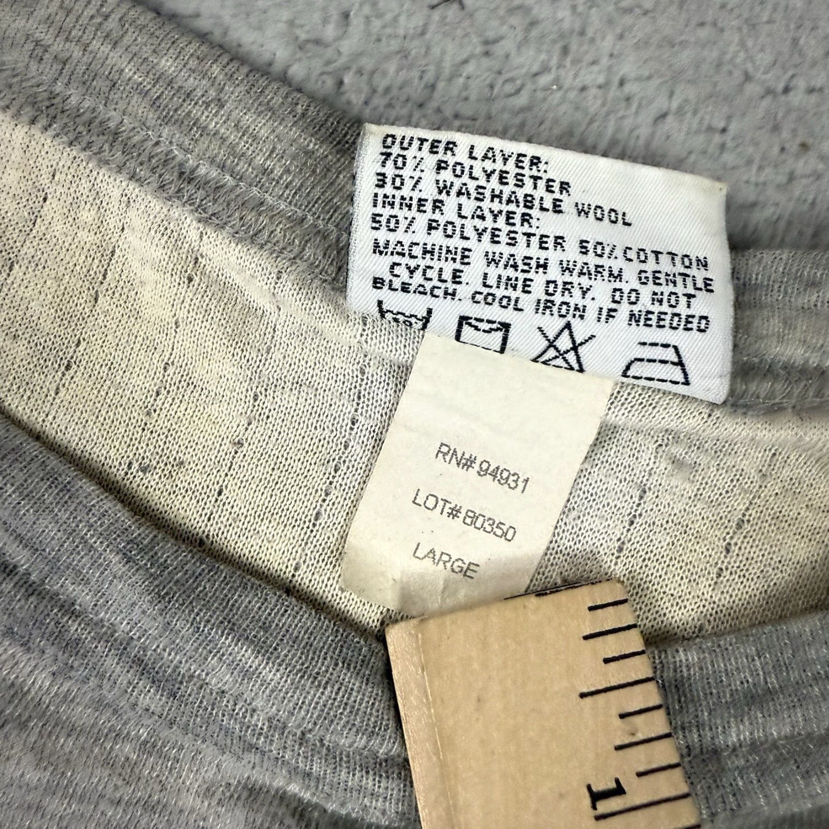 Layer 8 VINTAGE Northwest Passage Thermal Shirt Mens L Gray Distressed Base Layer 80s Outdoor Ski Cotton Polyester Wool Crew Neck Long Sleeve Size US L / EU 52-54 / 3 - 5 Thumbnail