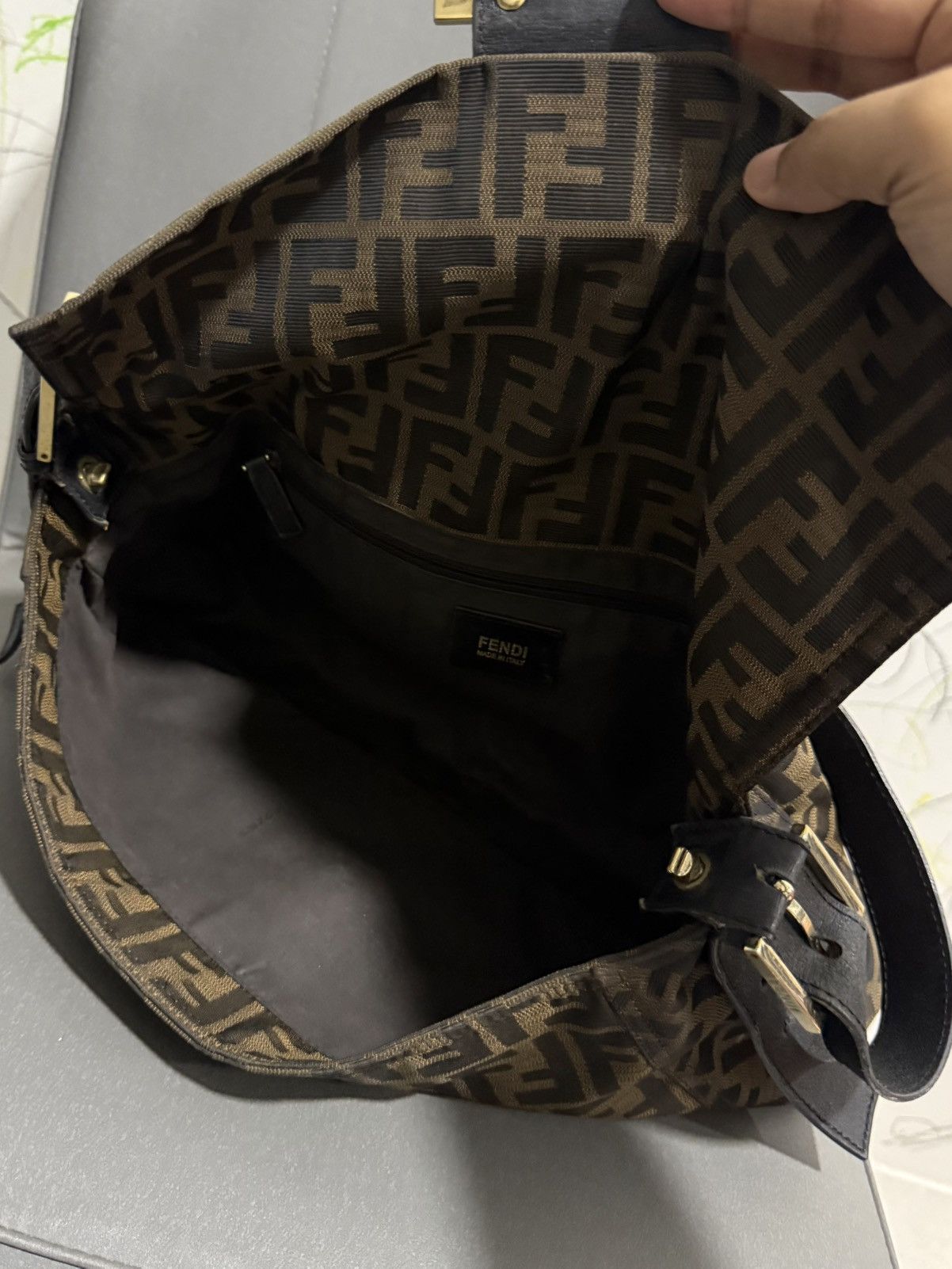 Fendi Vintage Fendi Zucca Large Monogram Shoulder Baguette Bag Size ONE SIZE - 13 Thumbnail