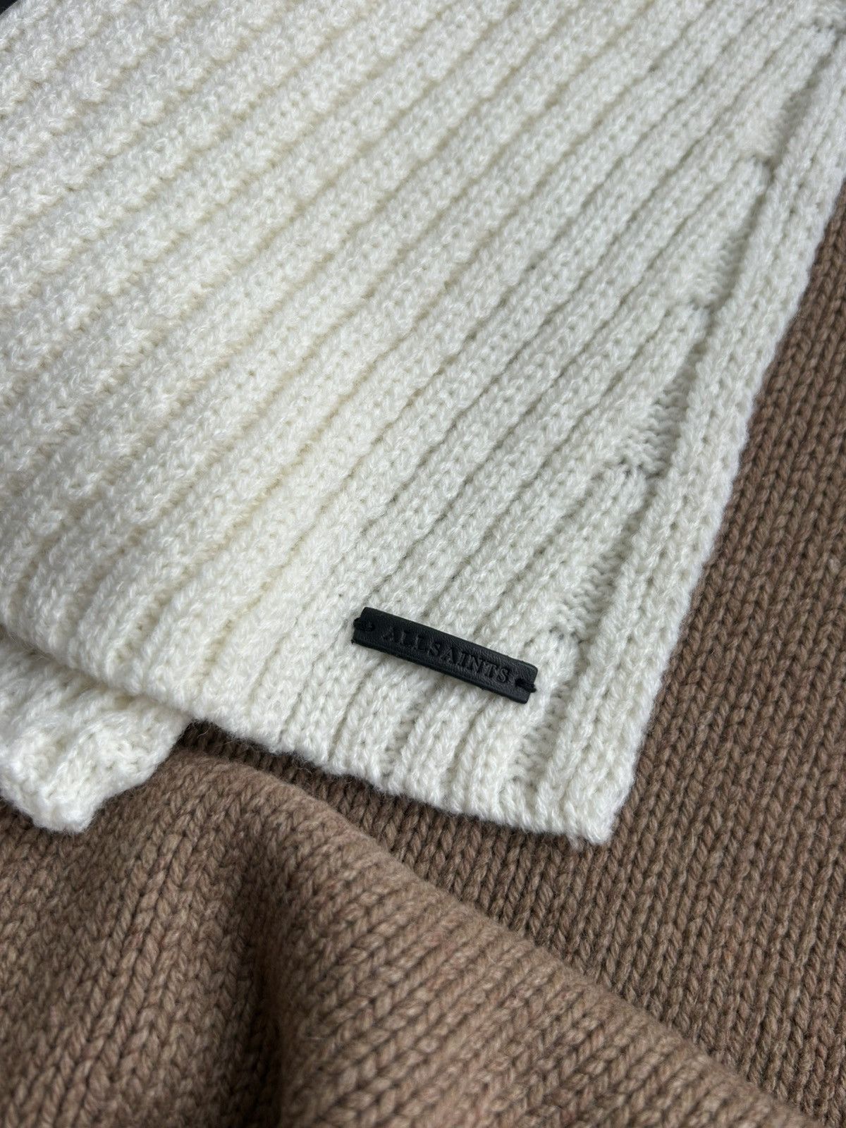 Allsaints Vintage scarf Allsaints white knitted Size ONE SIZE - 2 Thumbnail