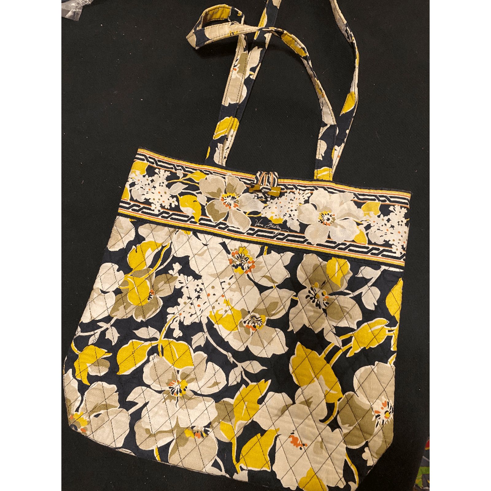 Vera Bradley Vera Bradley Retired Dogwood Tote Yellow Black Floral Bag Size ONE SIZE - 5 Thumbnail