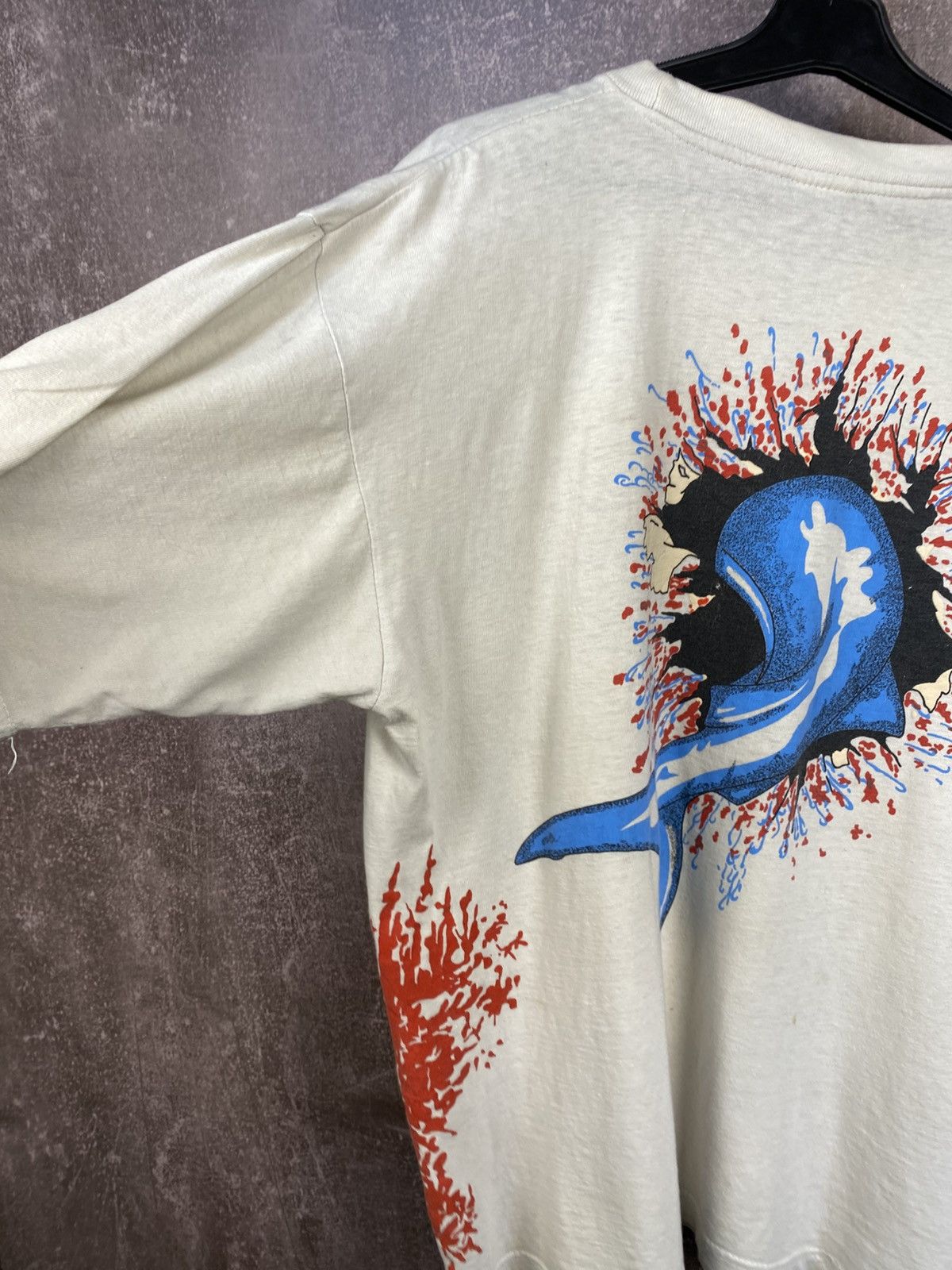 Vintage 80s Vintage Shark Attack 3D Bite Art Single Stitch Tees Size US S / EU 44-46 / 1 - 14 Thumbnail