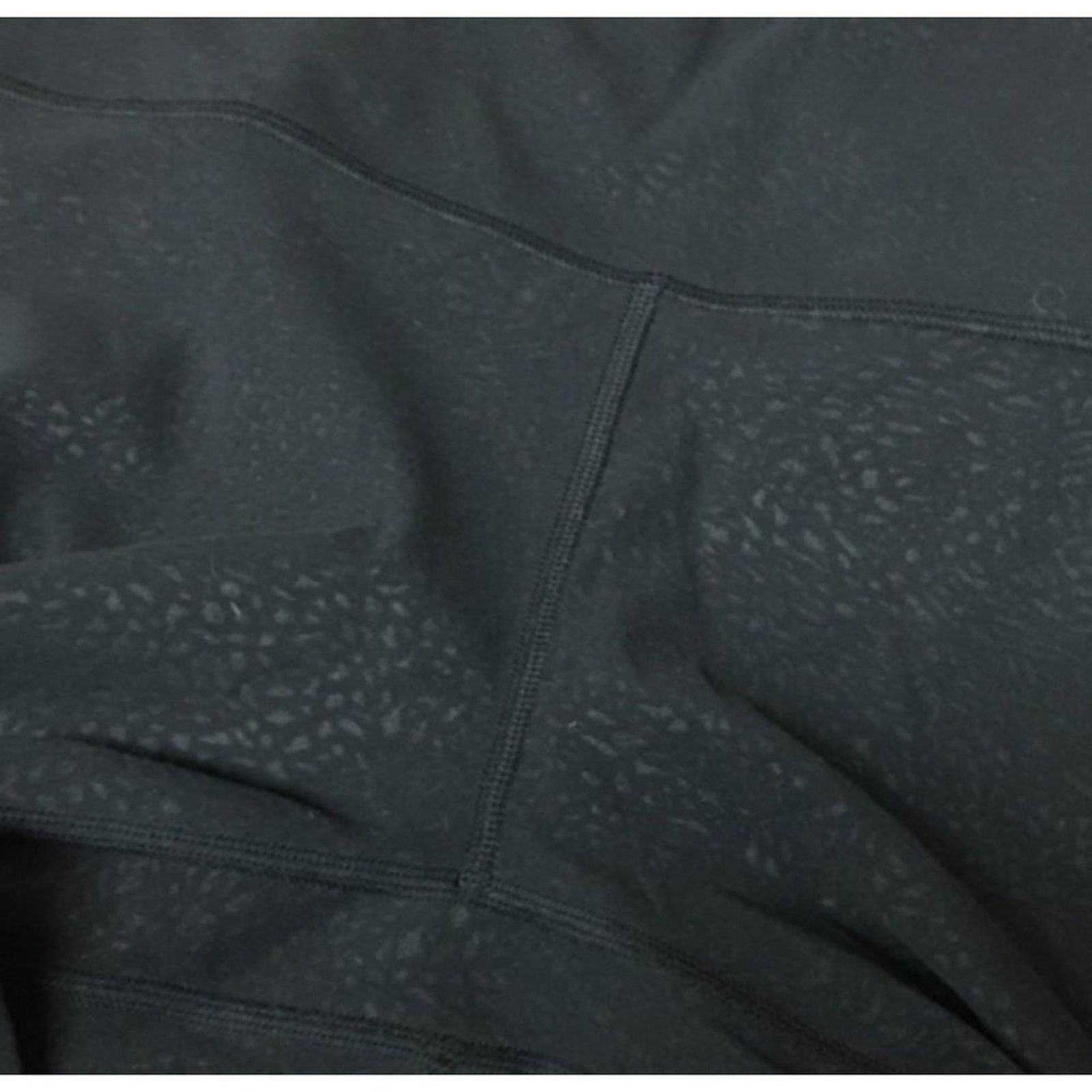 Lululemon Lululemon Align Pant 28" Polar Shift Emboss Black 6 RARE Size 28" / US 6 / IT 42 - 11 Thumbnail