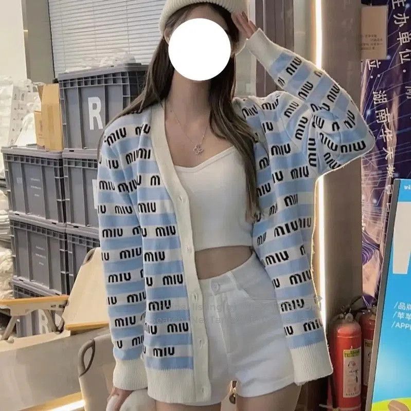 Miu Miu Miu Miu Blue Women's Cardigan Sweater . Size S / US 4 / IT 40 - 3 Thumbnail