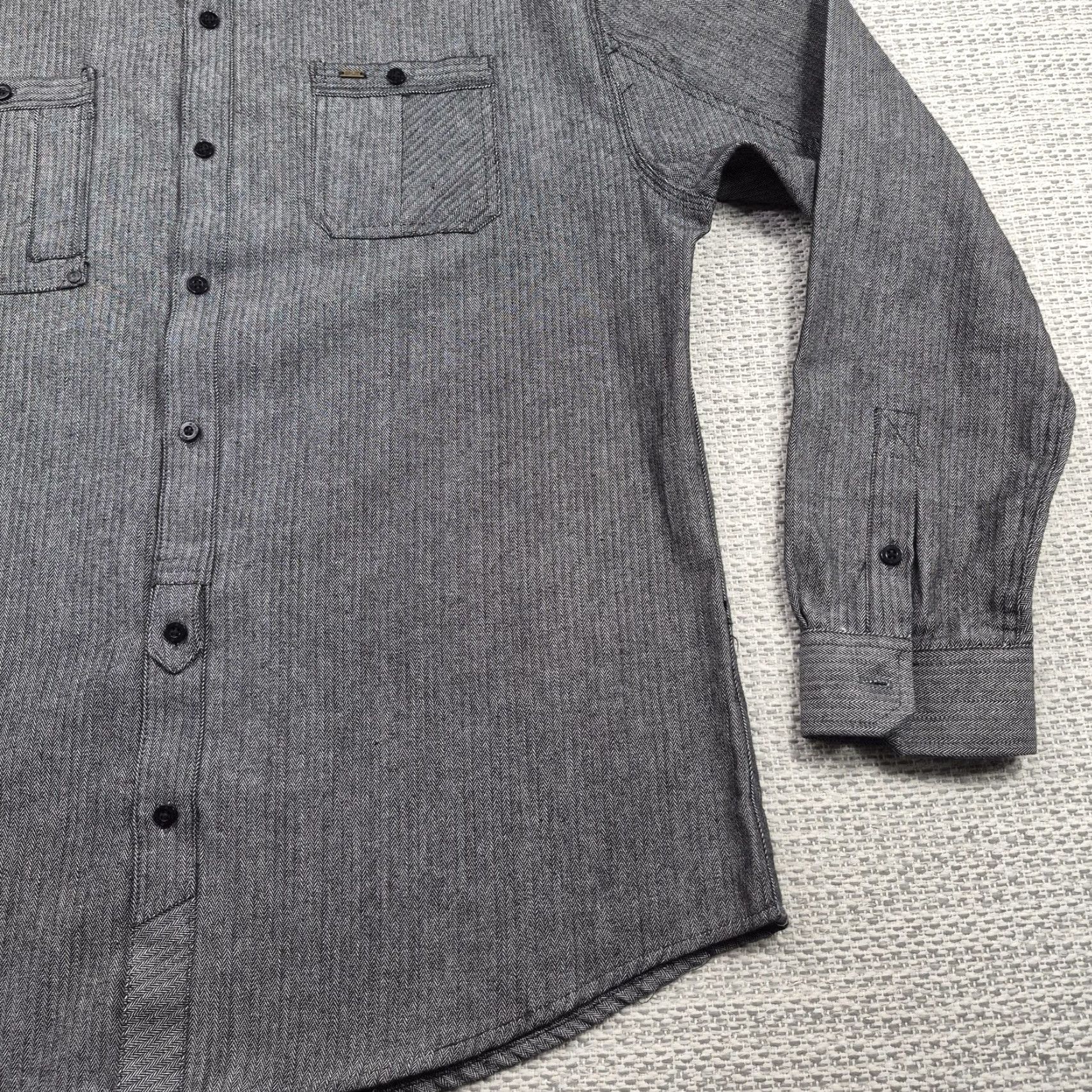 Vintage Split Shirt Mens 2XL Button-Up Gray Herringbone Long Sleeve Twill Casual Shirt Size US XXL / EU 58 / 5 - 2 Thumbnail