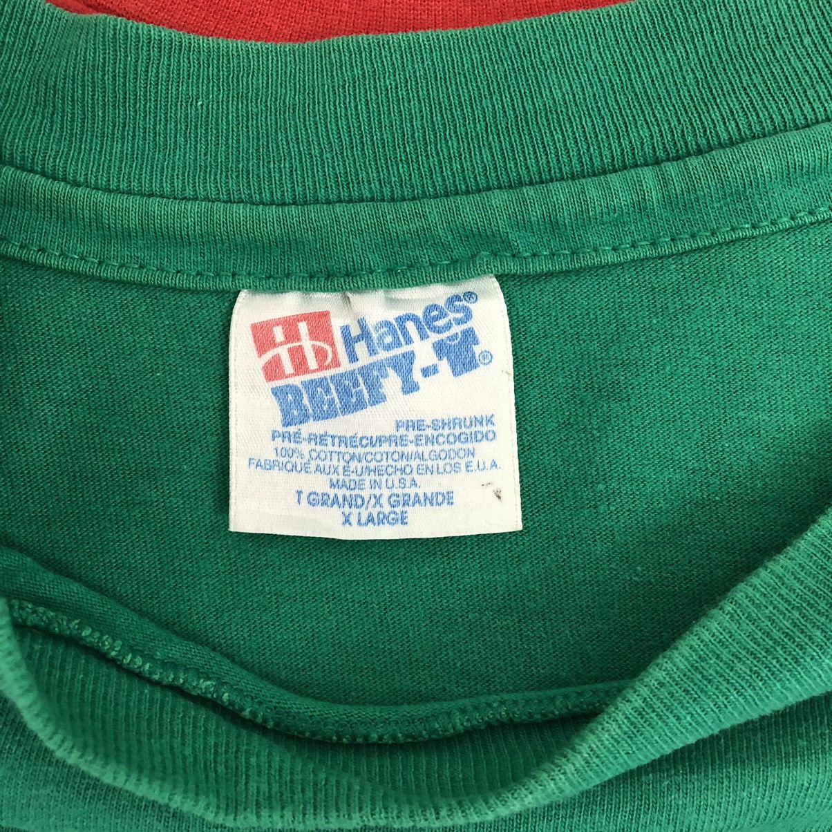 Hanes Vintage UNIVERSITY HAWAII Rainbow Design T-Shirt Size US XL / EU 56 / 4 - 6 Thumbnail