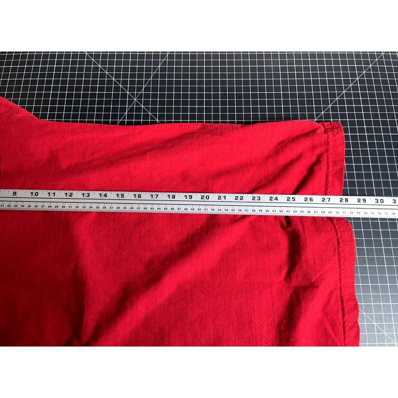 Vintage VINTAGE 1999 The Rolling Stones No Security T-Shirt Mens Medium Red Long Sleeve VTG 90s Size US M / EU 48-50 / 2 - 6 Thumbnail