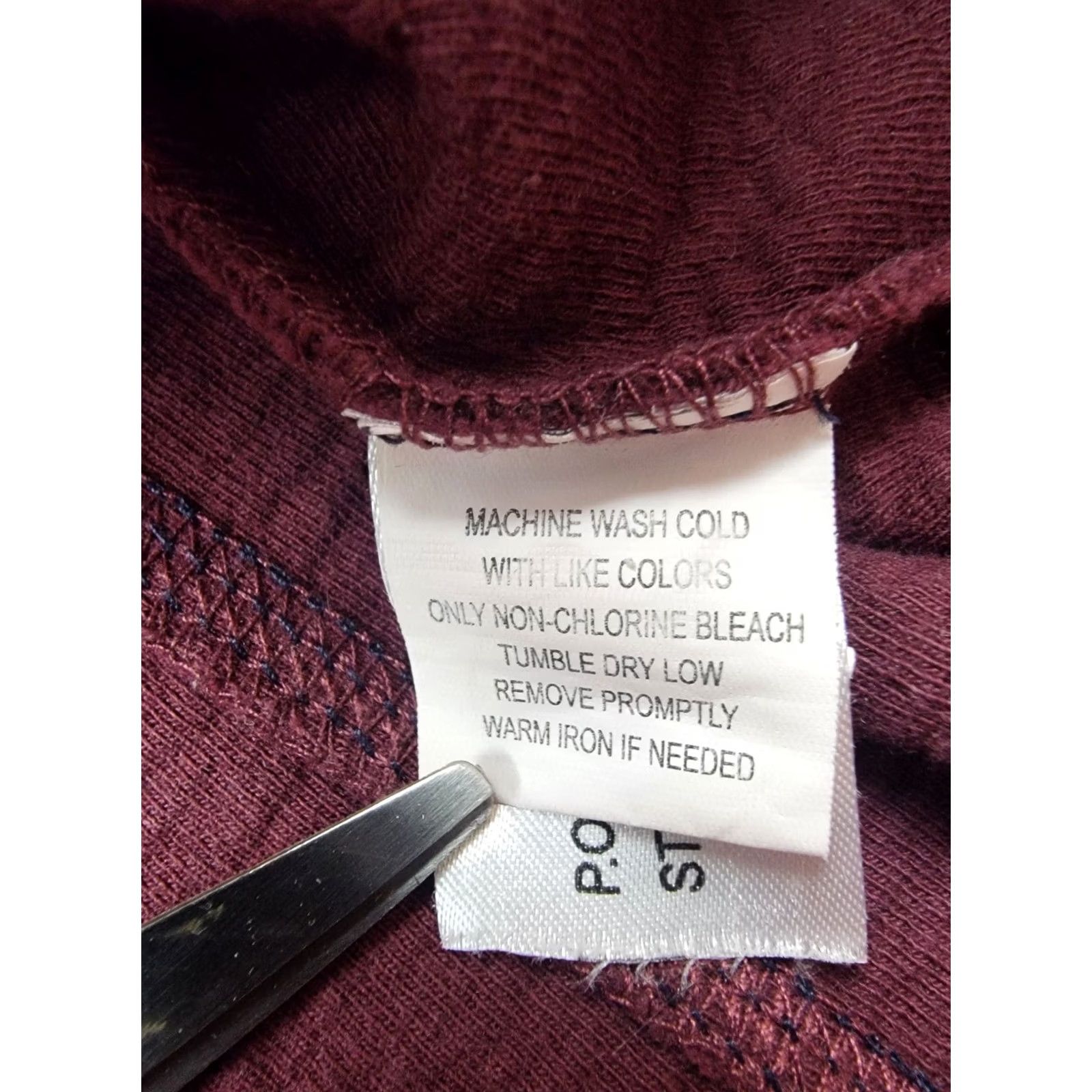 Carbon2Cobalt Carbon 2 Cobalt Sweater Mens Large Red Corduroy Trim Button Pullover Knit 3/4 Button Casual Outdoor Preppy Classic Fall Winter Size US L / EU 52-54 / 3 - 6 Thumbnail