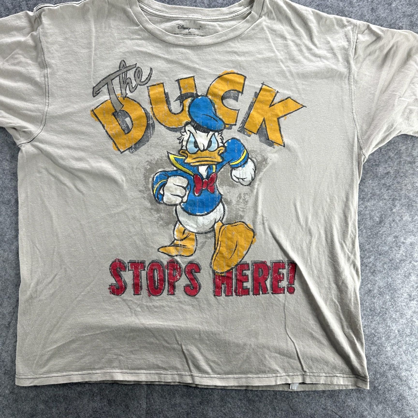 Disney VINTAGE Disney Donald Duck T-Shirt Mens XL Gray Cartoon Graphic Tee Short Sleeve Comic Classic Disney NYC Size US XL / EU 56 / 4 - 3 Thumbnail