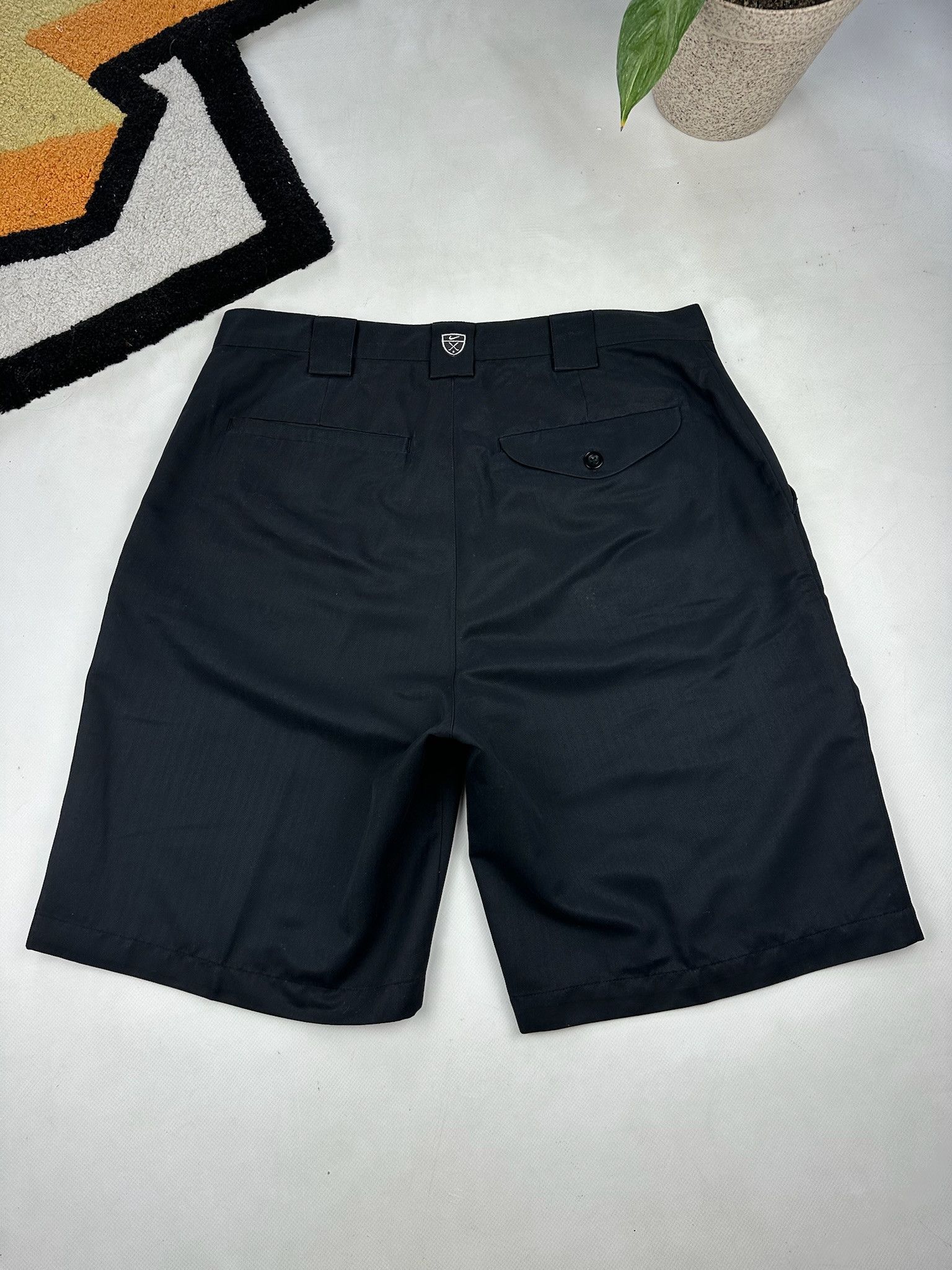 Nike × Vintage Vintage Nike Golf Shorts Jorts baggy oldmoney y2k opium Size US 32 / EU 48 - 5 Thumbnail