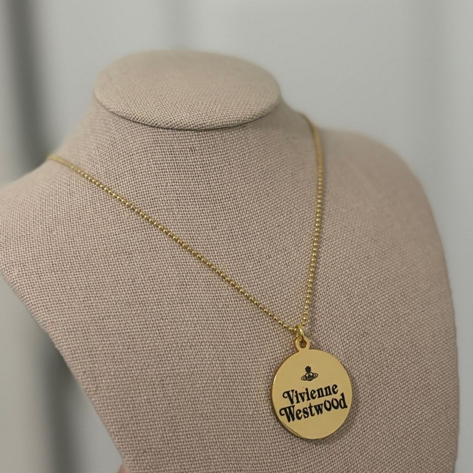 Vivienne Westwood Vivienne Westwood Logo Pendant Necklace 18K gold-plated Size ONE SIZE - 1 Thumbnail