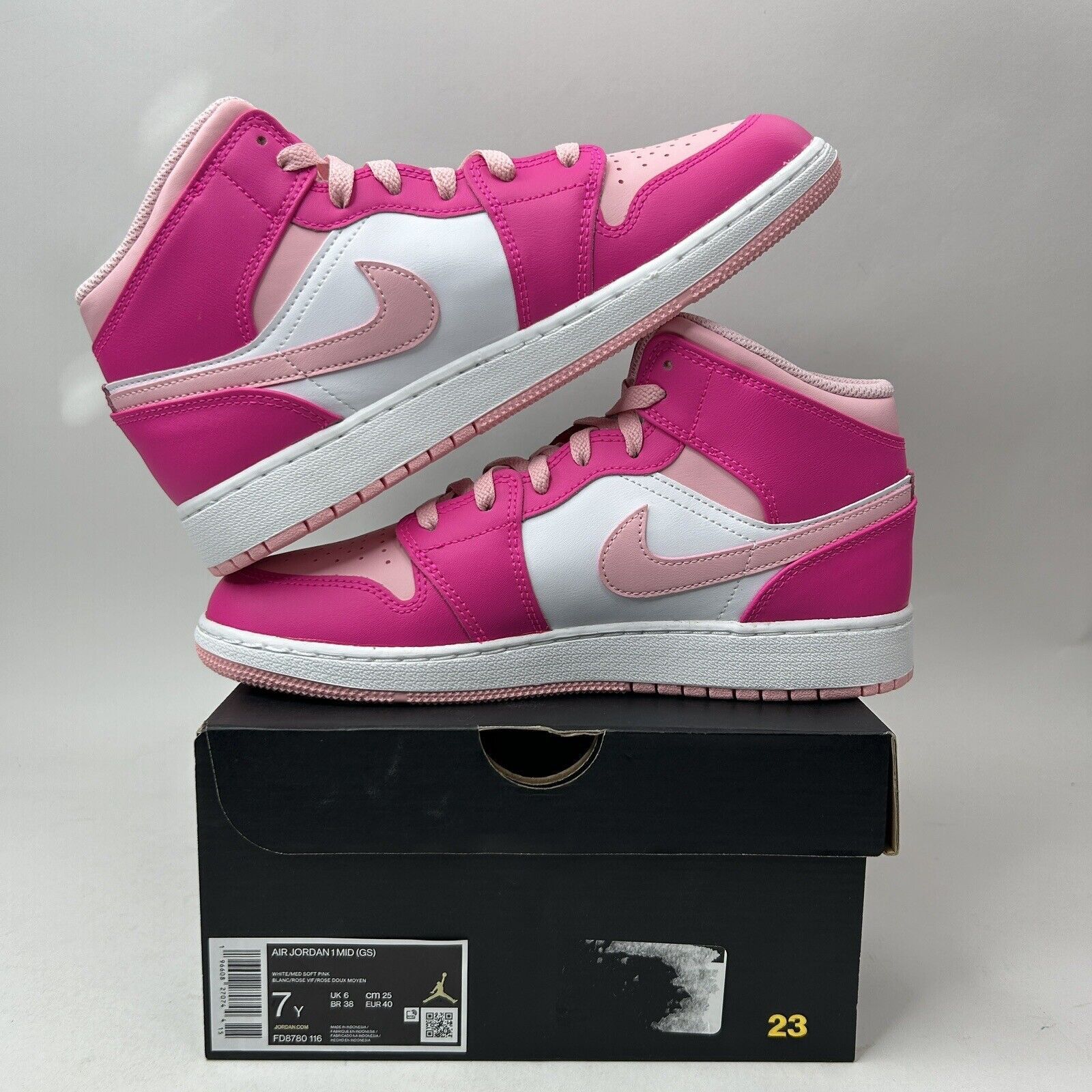 Nike Nike Air Jordan 1 Mid GS “Fierce Pink/Barbie” 2023 Size US 8.5 / IT 38.5 - 3 Thumbnail