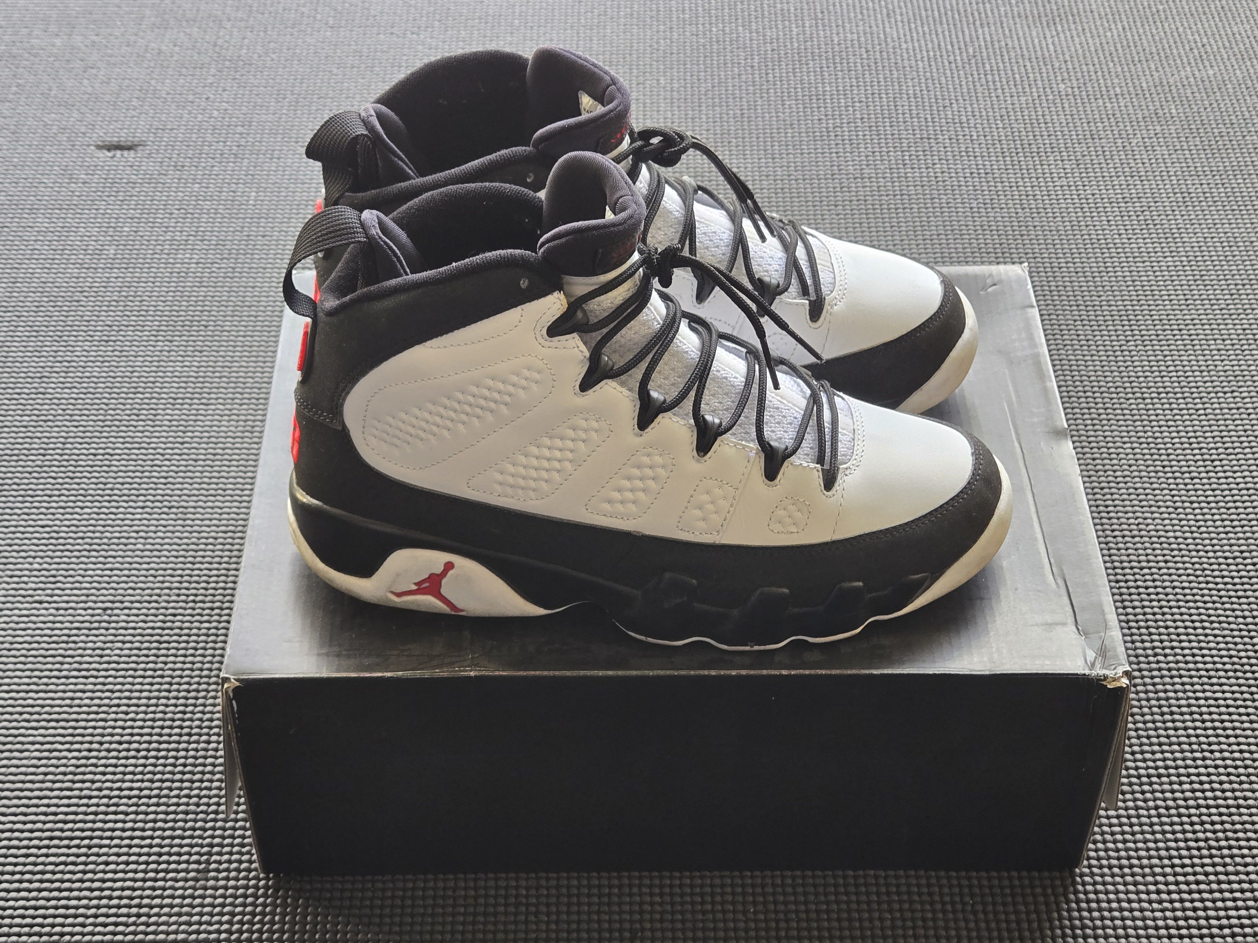 Nike Air Jordan 9 IX Retro 2008 No Box Size 9.5 Size US 9.5 / EU 42-43 - 3 Thumbnail