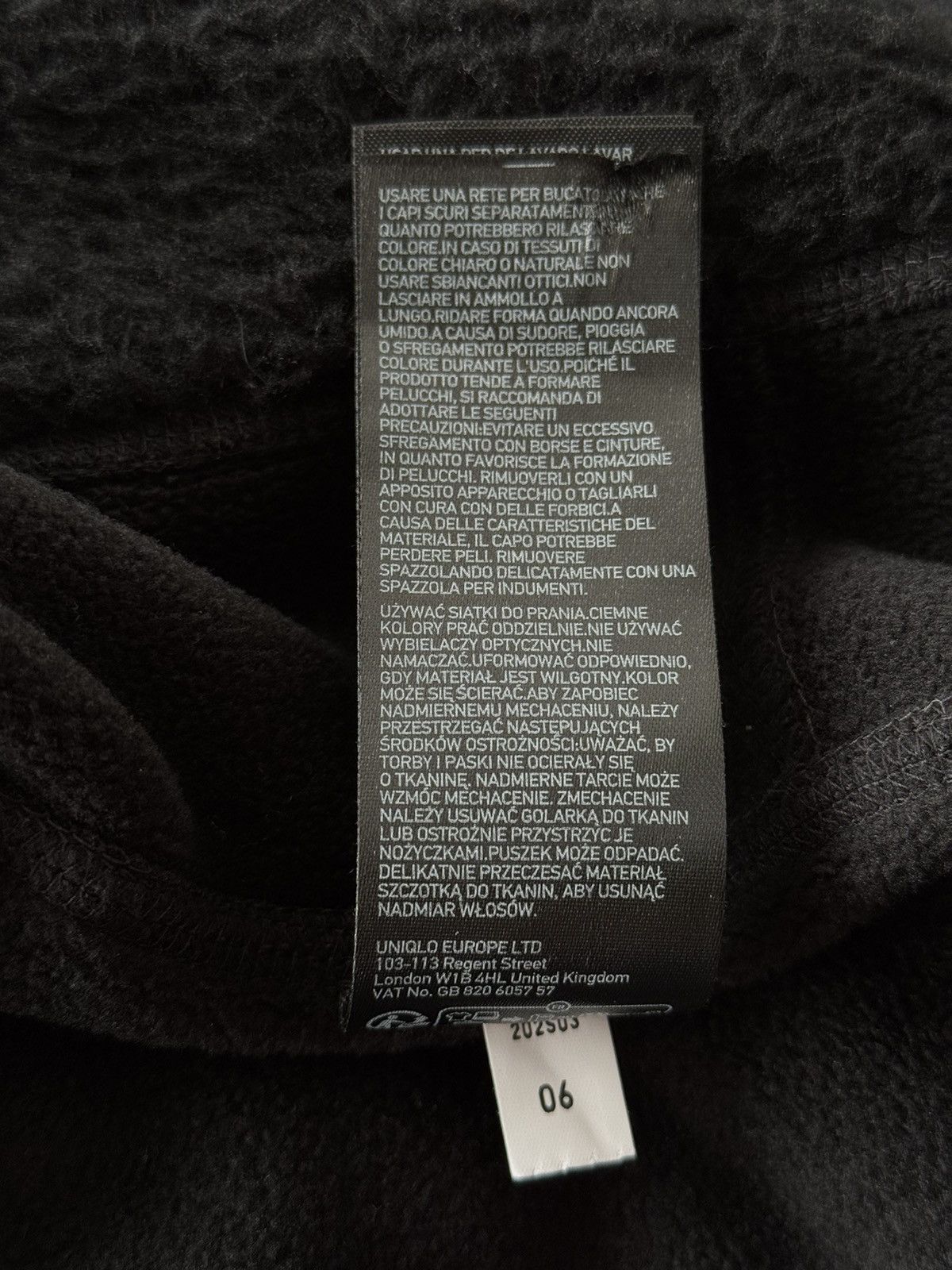 Uniqlo × White Mountaineering White Mountaineering x Uniqlo teddy fleece hooded jacket Size US S / EU 44-46 / 1 - 10 Thumbnail