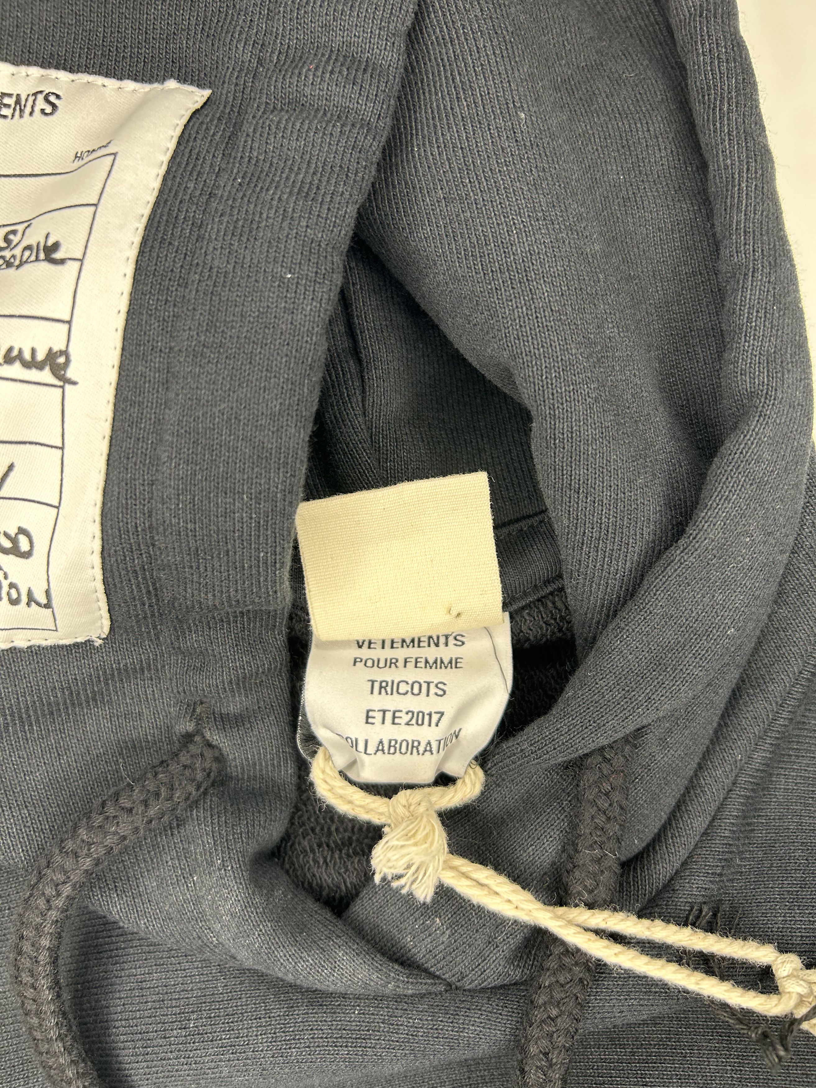 Champion × Vetements Vetements x Champion Hoodie SS17 (1438) Size XS / US 0-2 / IT 36-38 - 5 Thumbnail