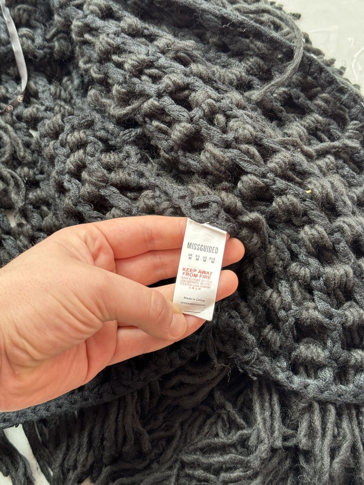 If Six Was Nine Y2K Crazy Fuzzy Tassel Cropped Knit Cardigan Margiela Style Size US M / EU 48-50 / 2 - 12 Thumbnail