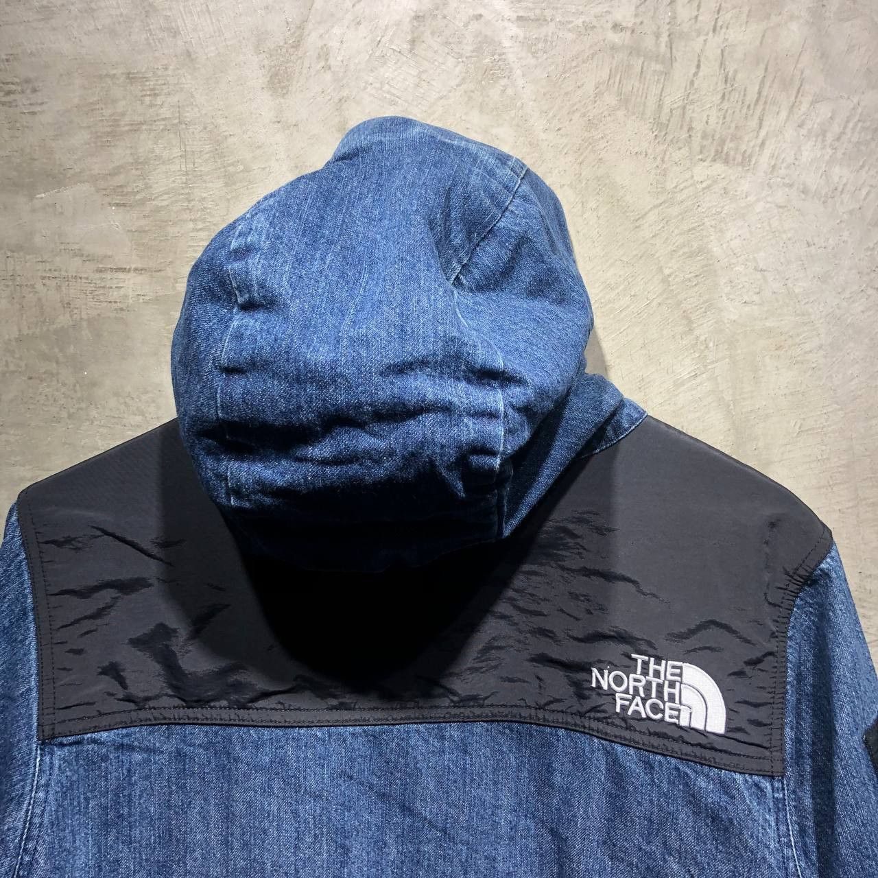 Supreme × The North Face Supreme X The North Face Dot Shot denim parka jacket Size US L / EU 52-54 / 3 - 12 Thumbnail