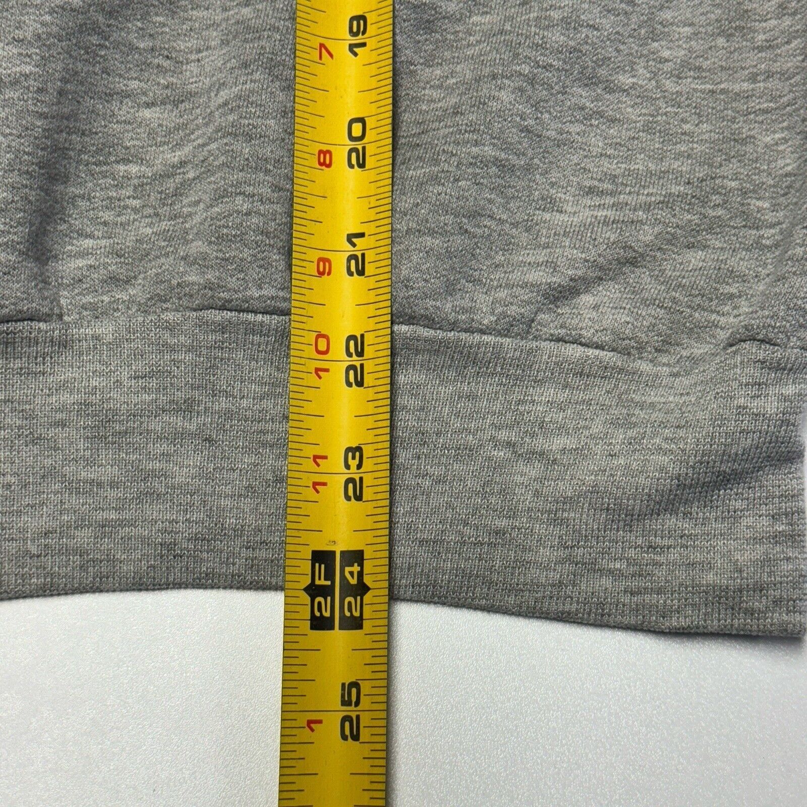 Disney Vintage Walt Disney World Sweatshirt Adult Small Gray Crew N Size US S / EU 44-46 / 1 - 7 Thumbnail