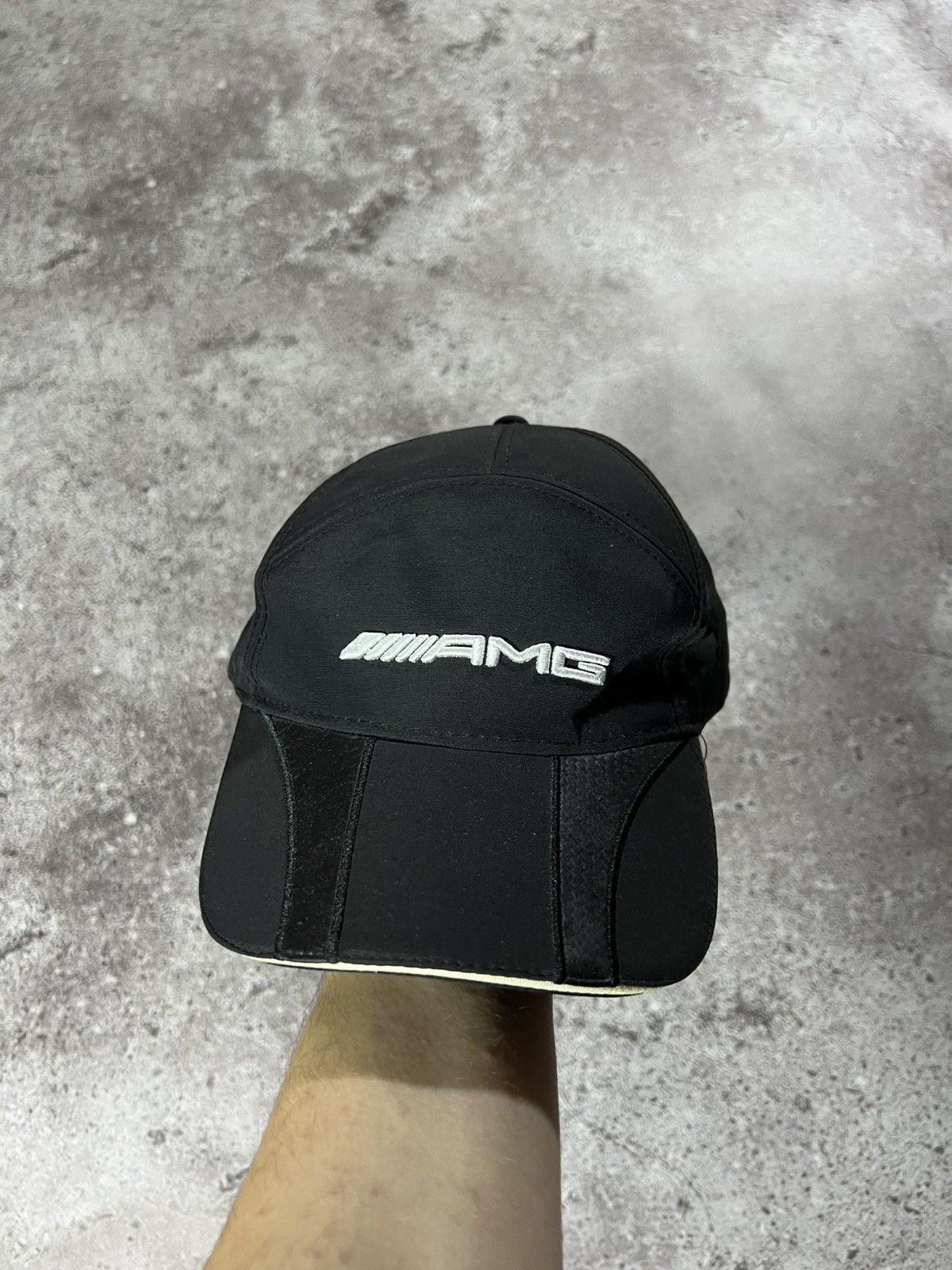 Mercedes-Benz AMG Carbon Fibre Strapback Hat Y2k Vinatge Racing F1 Petrona Size ONE SIZE - 3 Thumbnail
