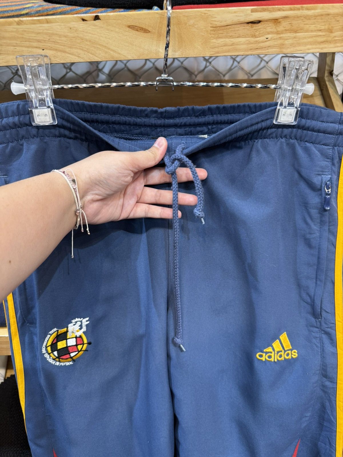 Adidas Vintage Spain 🇪🇸 2005-06 Adidas Track Pants Size US 34 / EU 50 - 10 Thumbnail