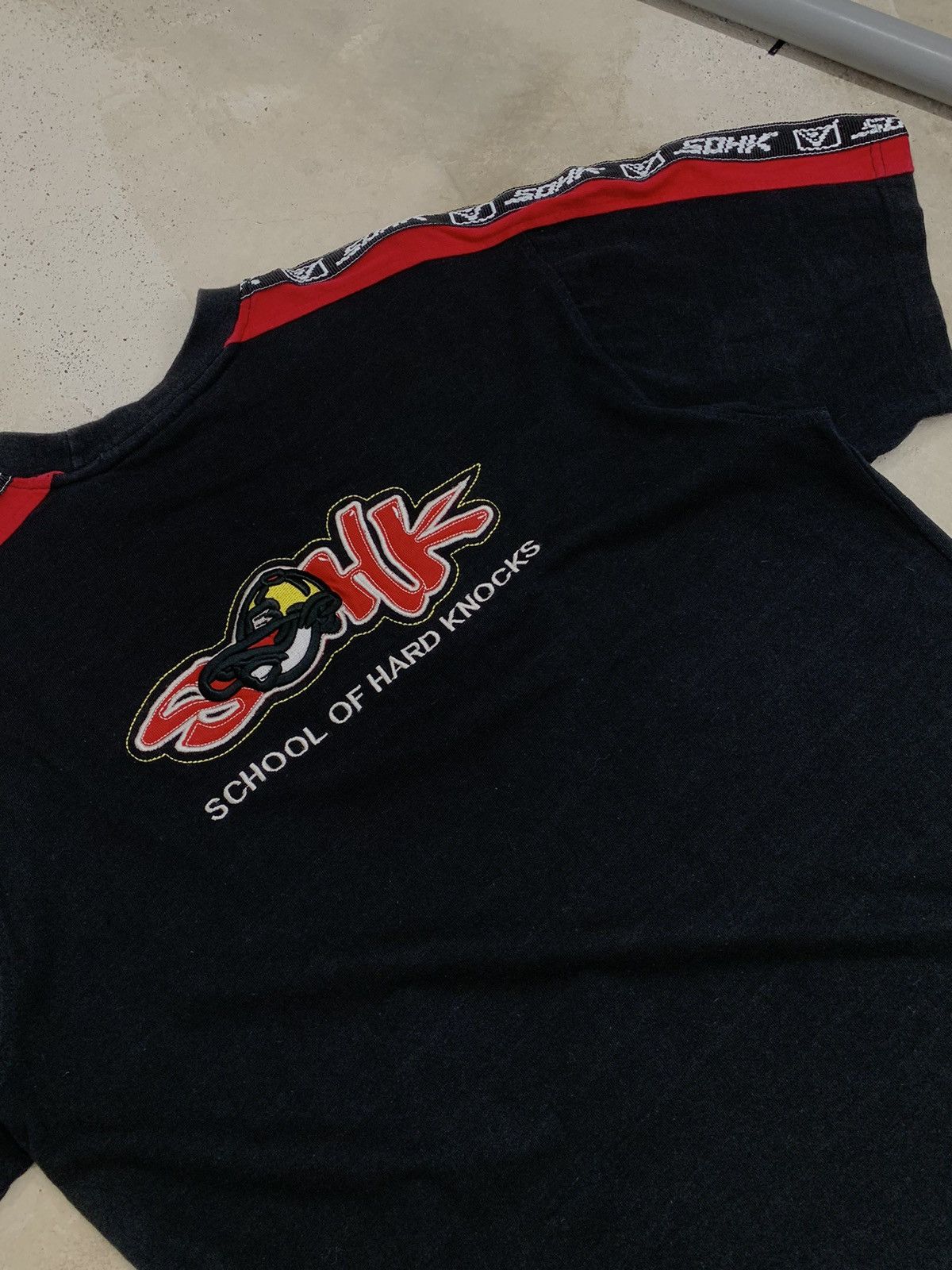 JNCO School Of Hard Knock Embroidery Y2K Hip Hop Style Baggy Size US L / EU 52-54 / 3 - 5 Thumbnail