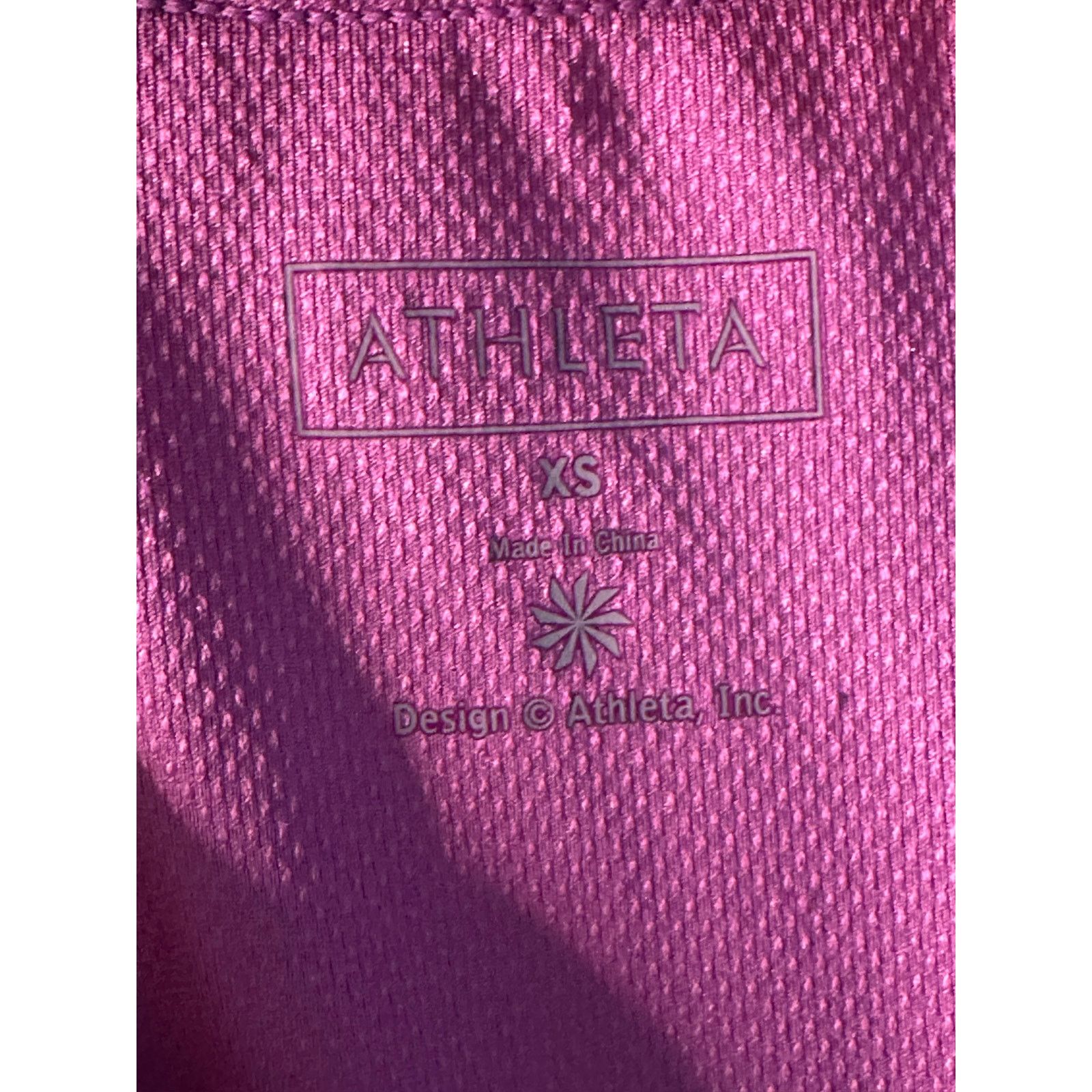 Athleta Athleta pink purple short sleeves fitted top size XS Size XS / US 0-2 / IT 36-38 - 3 Thumbnail