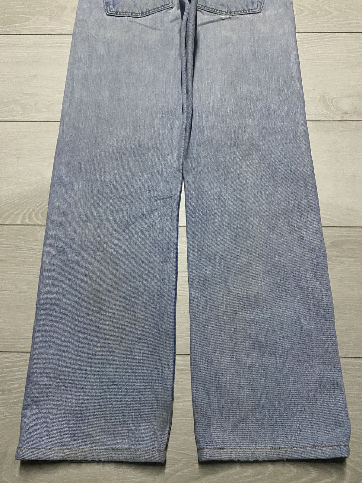 Levi's Vintage Levis 501 Blue Wash Distressed Loose Jeans Size US 30 / EU 46 - 6 Thumbnail