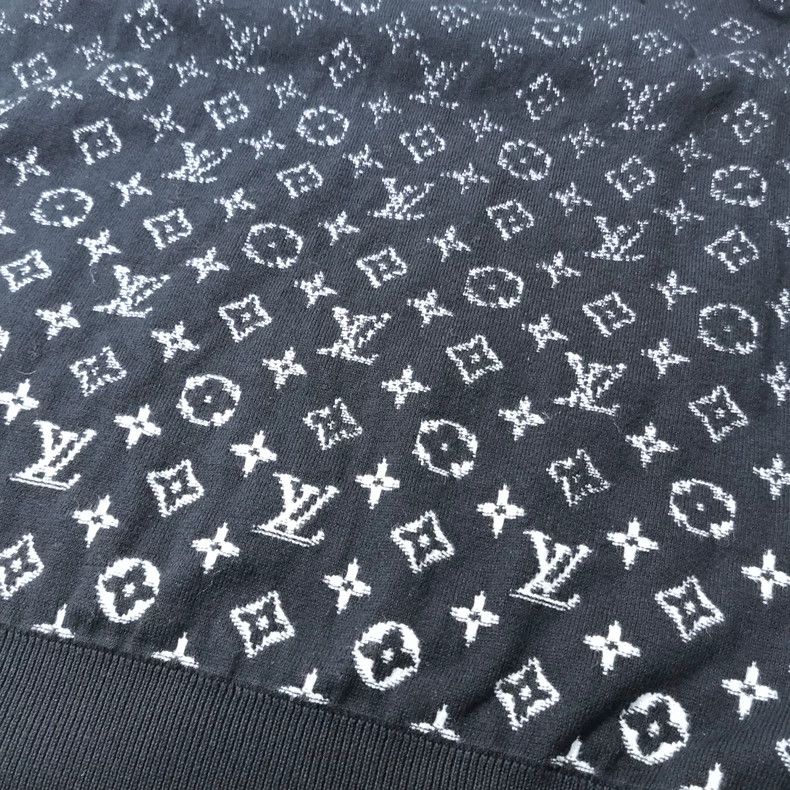 Louis Vuitton Louis Vuitton Classic Printed Ombré Crew Neck Casual Long-S Size US M / EU 48-50 / 2 - 6 Thumbnail