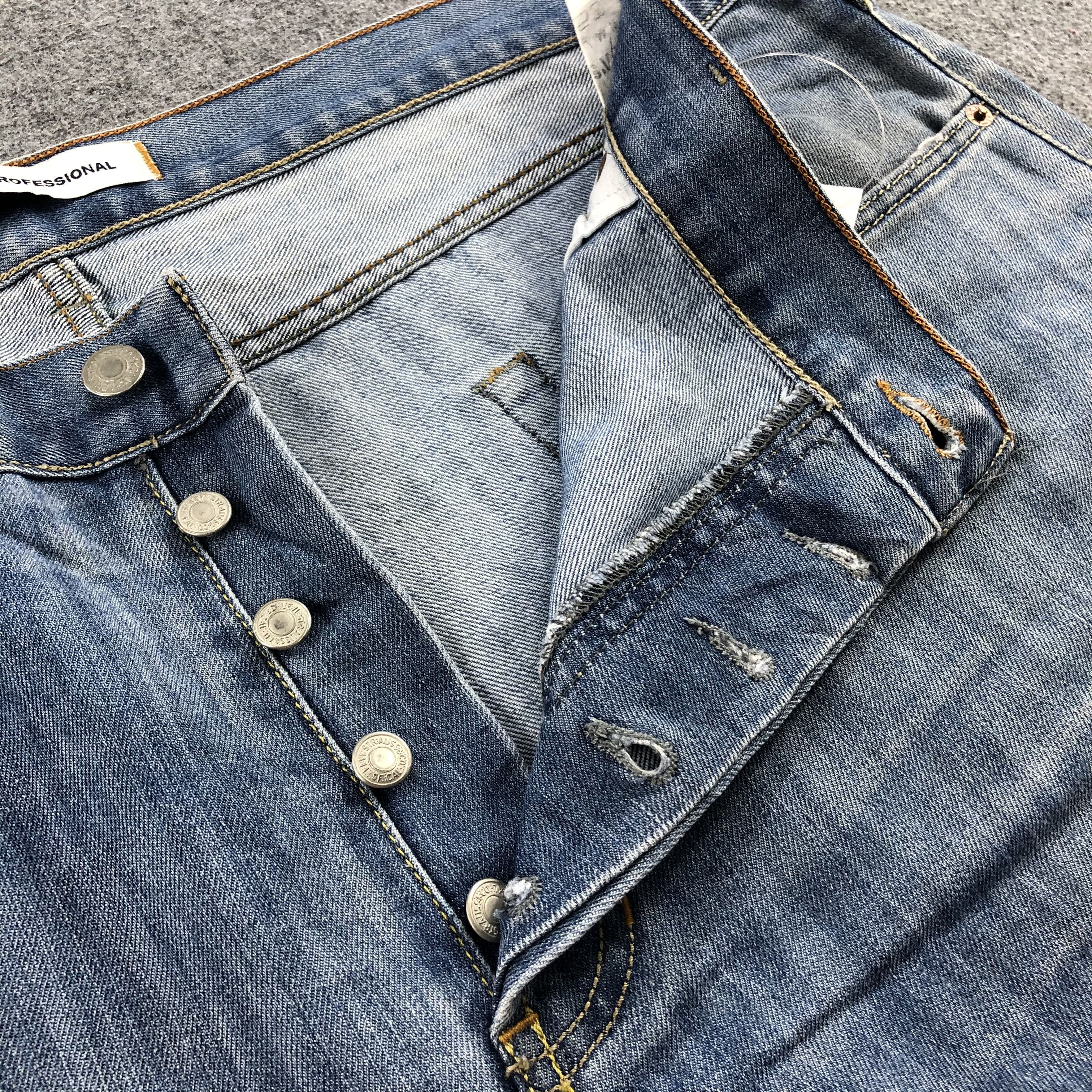Levi's Vintage Blue Wash Levis 501 Jeans-J1645 Size US 44 / EU 60 - 11 Thumbnail