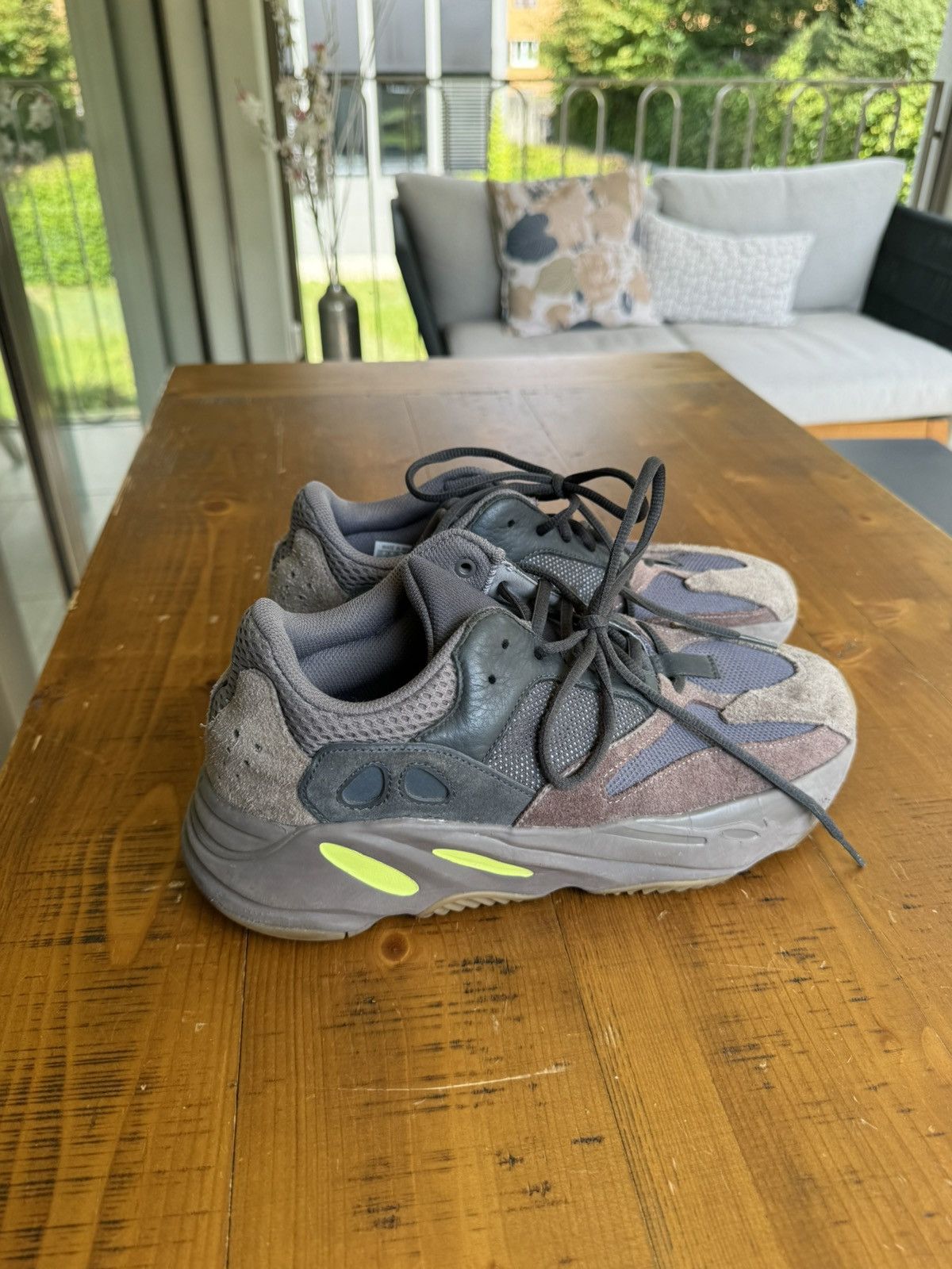 Adidas × Yeezy Yeezy 700 Size US 10.5 / EU 43-44 - 1 Thumbnail