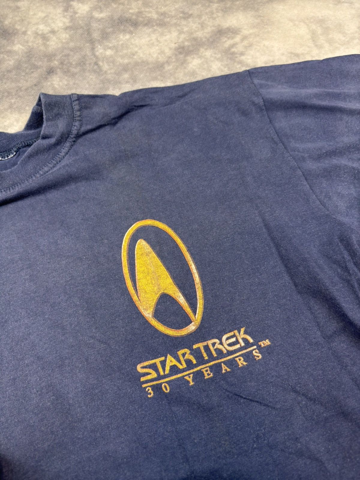 Vintage 90s Startrek 30 years movie graphic t shirt Japanese y2k Size US M / EU 48-50 / 2 - 4 Thumbnail