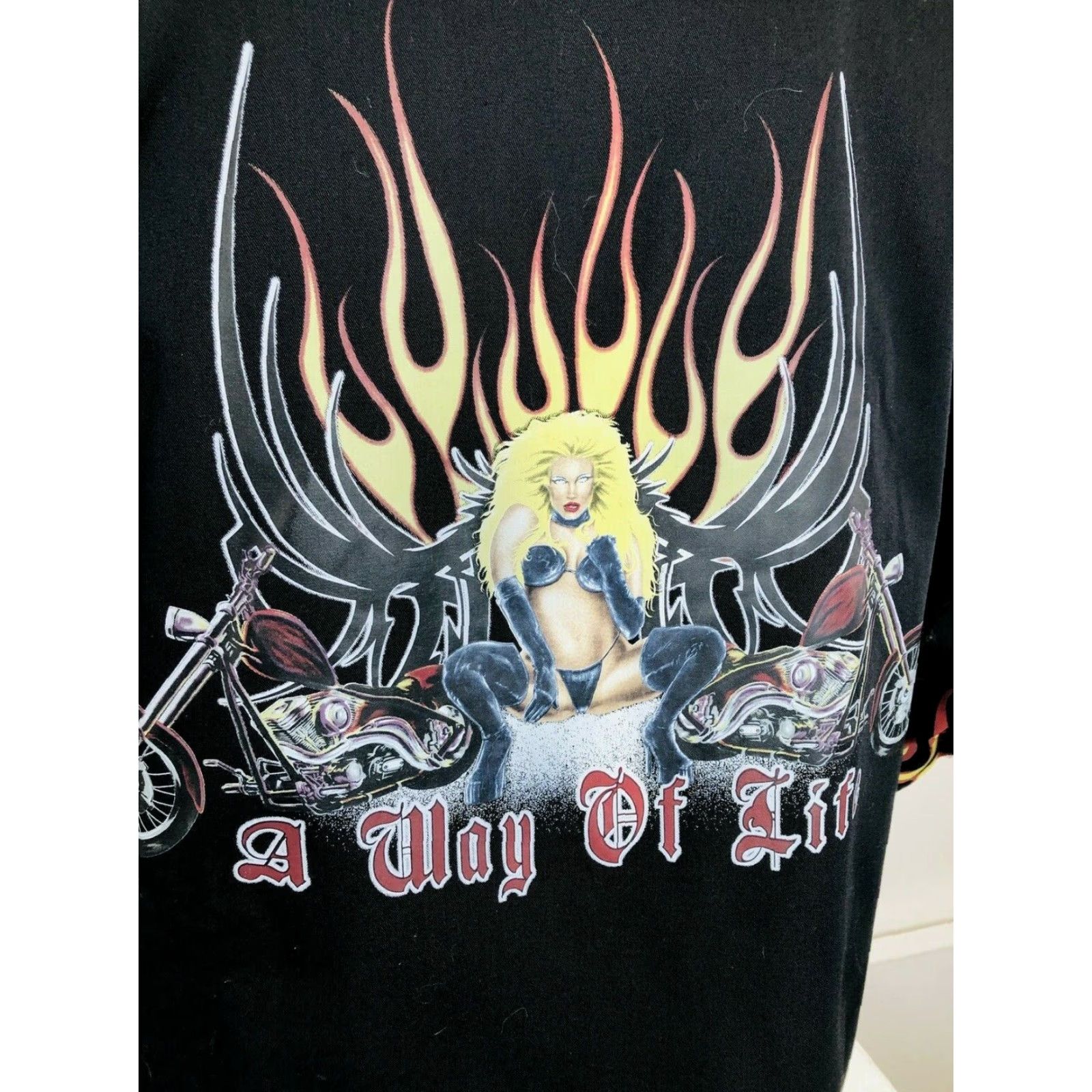 Vintage DRAGONFLY MOTORCYCLE ENGINE METAL BUTTON / FLAMES & GIRL Shirt XXL Black Men's Short Sleeve Button-Up 2XL Moto Pin-Up Dragonfly Shirt Size US XXL / EU 58 / 5 - 5 Thumbnail