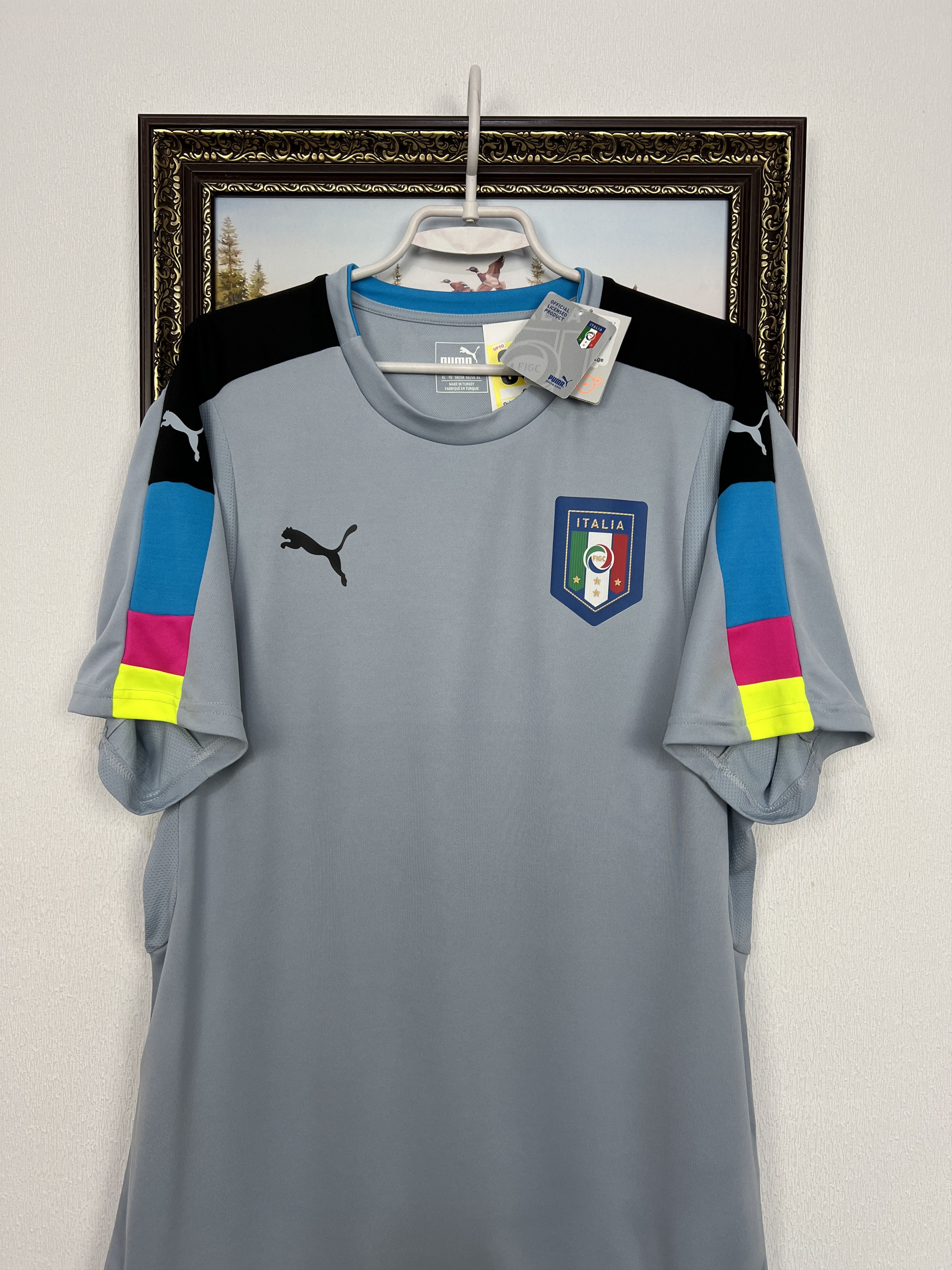 Puma Italy Goalkeeper football shirt 2016 Soccer Puma Maglia Size US XL / EU 56 / 4 - 2 Thumbnail