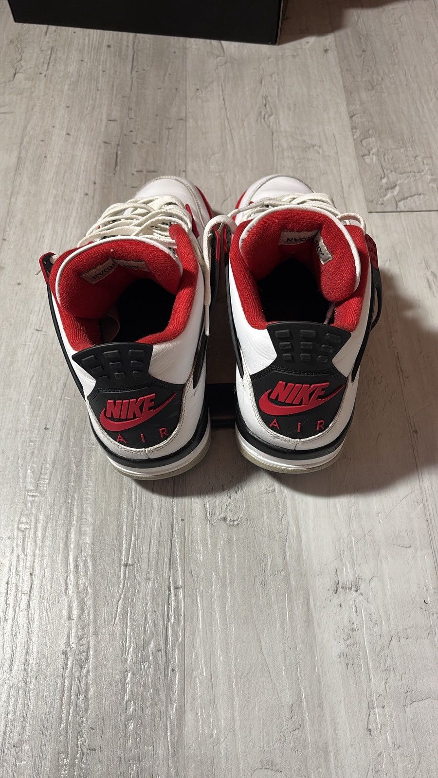 Jordan Brand Air Jordan 4 Retro Fire Red | Size 10.5 Size US 10.5 / EU 43-44 - 4 Thumbnail