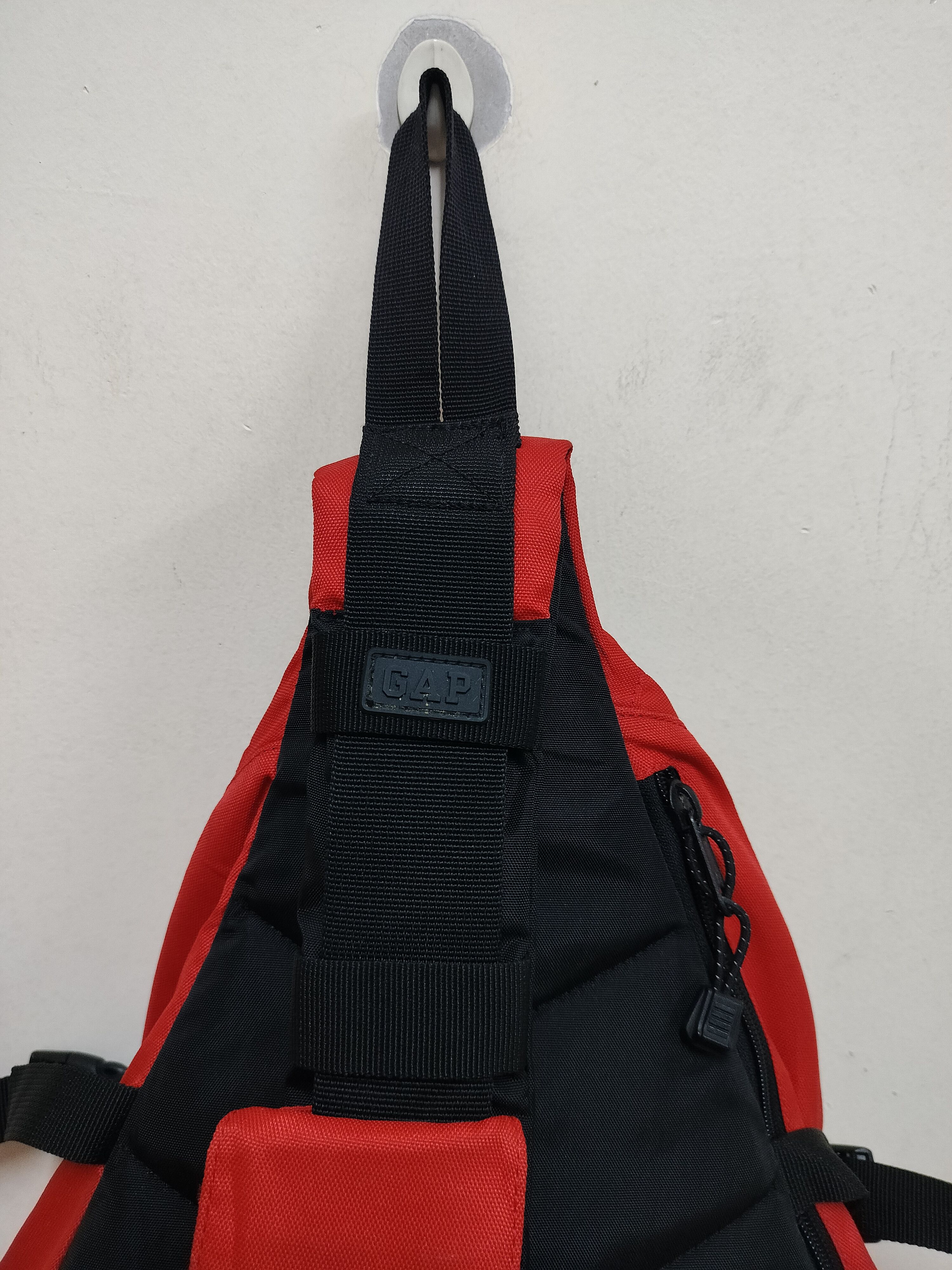 Gap Vintage 90s 2000s GAP Gorpcore crossbody backpack Size ONE SIZE - 8 Thumbnail