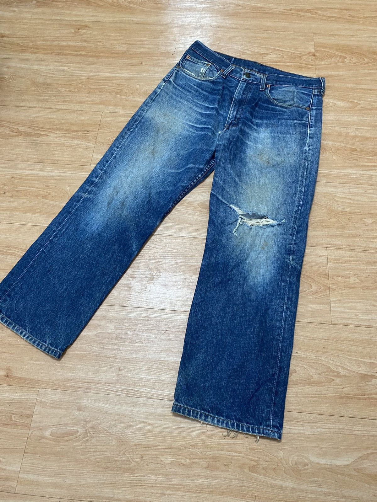 Levi's × Levi's Vintage Clothing × Vintage Vintage 90s levis denim distressed regular fits Size US 34 / EU 50 - 4 Thumbnail