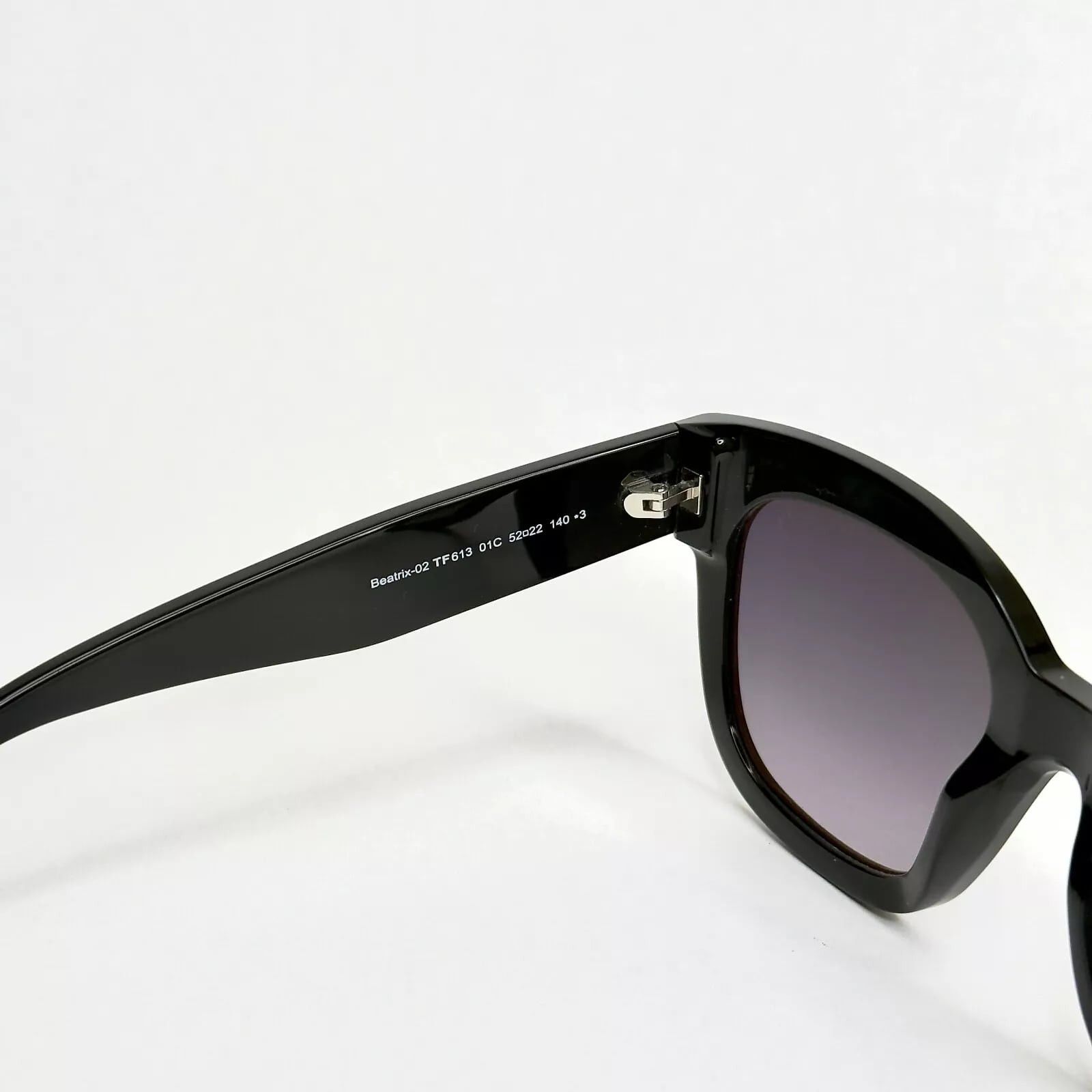 Tom Ford TOM FORD BEATRIX 2 TF0613 01C Black Blue Mirror Modern 613 Size ONE SIZE - 2 Thumbnail