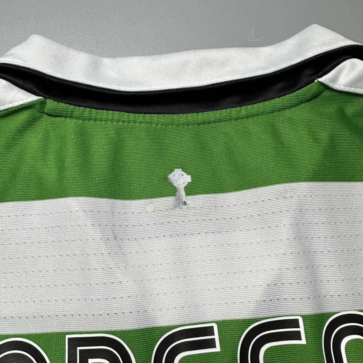 Umbro CELTIC UMBRO 2004/2005 FOOTBALL HOME JERSEY #7 LARSSON Size US XL / EU 56 / 4 - 15 Thumbnail